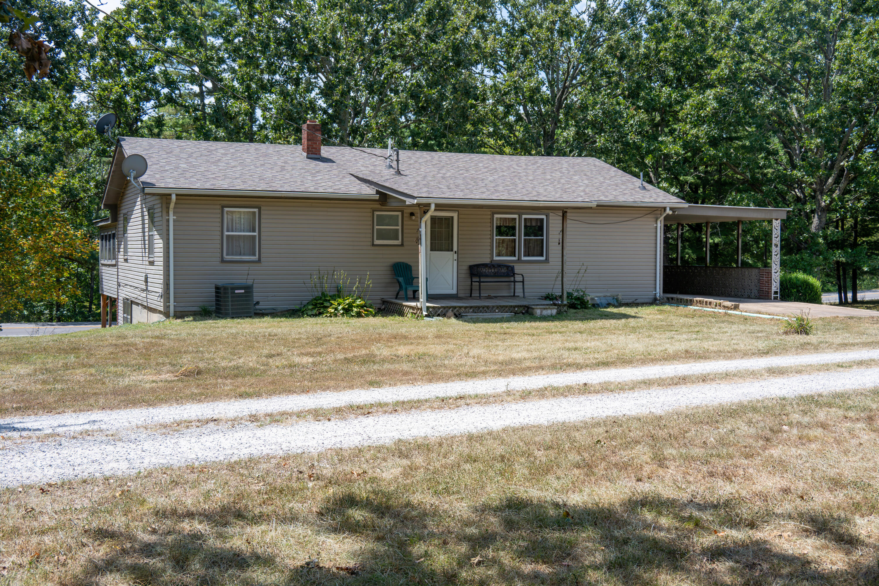 14650 Evergreen Road Property Photo 2