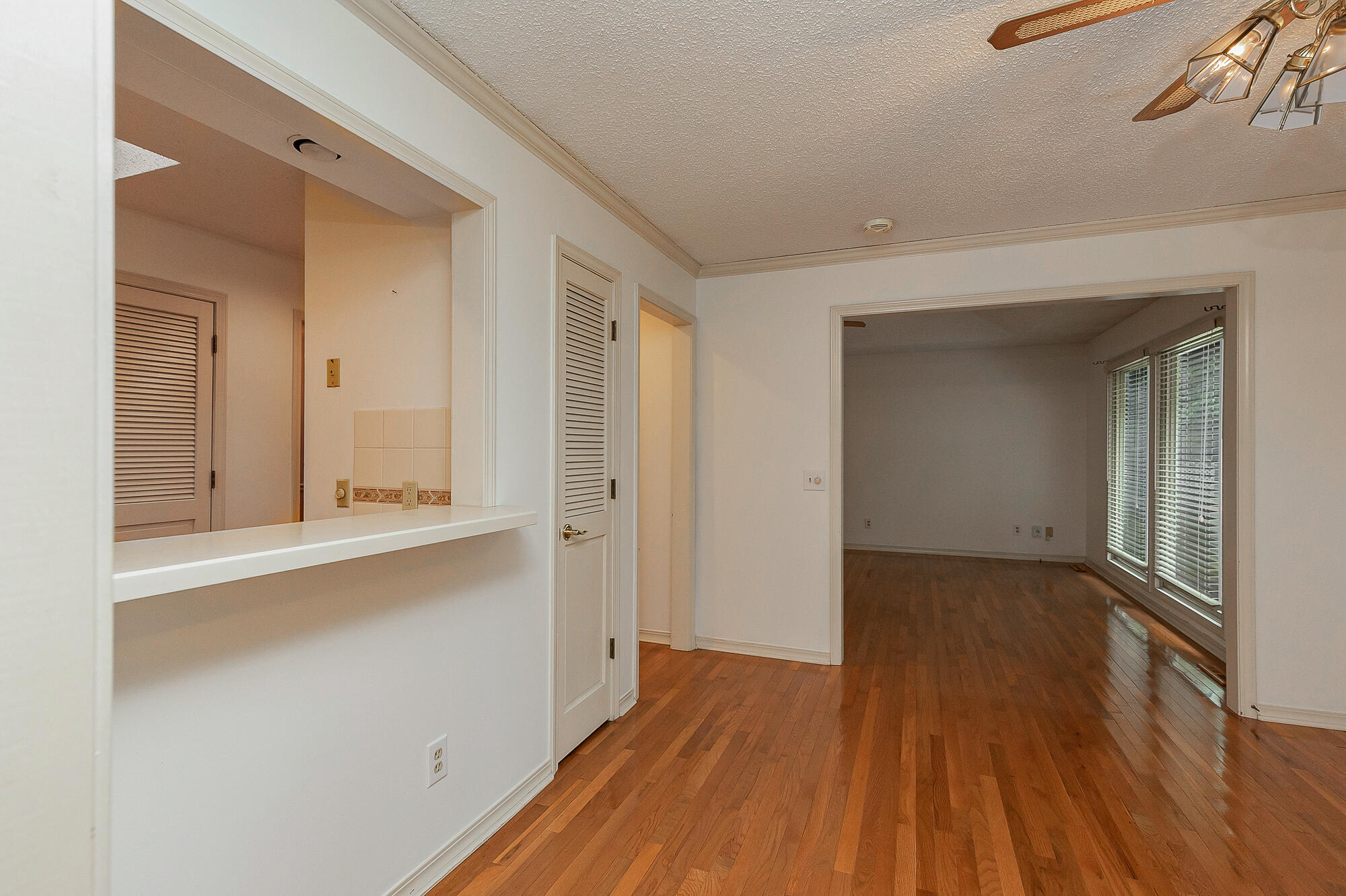 4035 South Parkcrest Avenue Property Photo 12