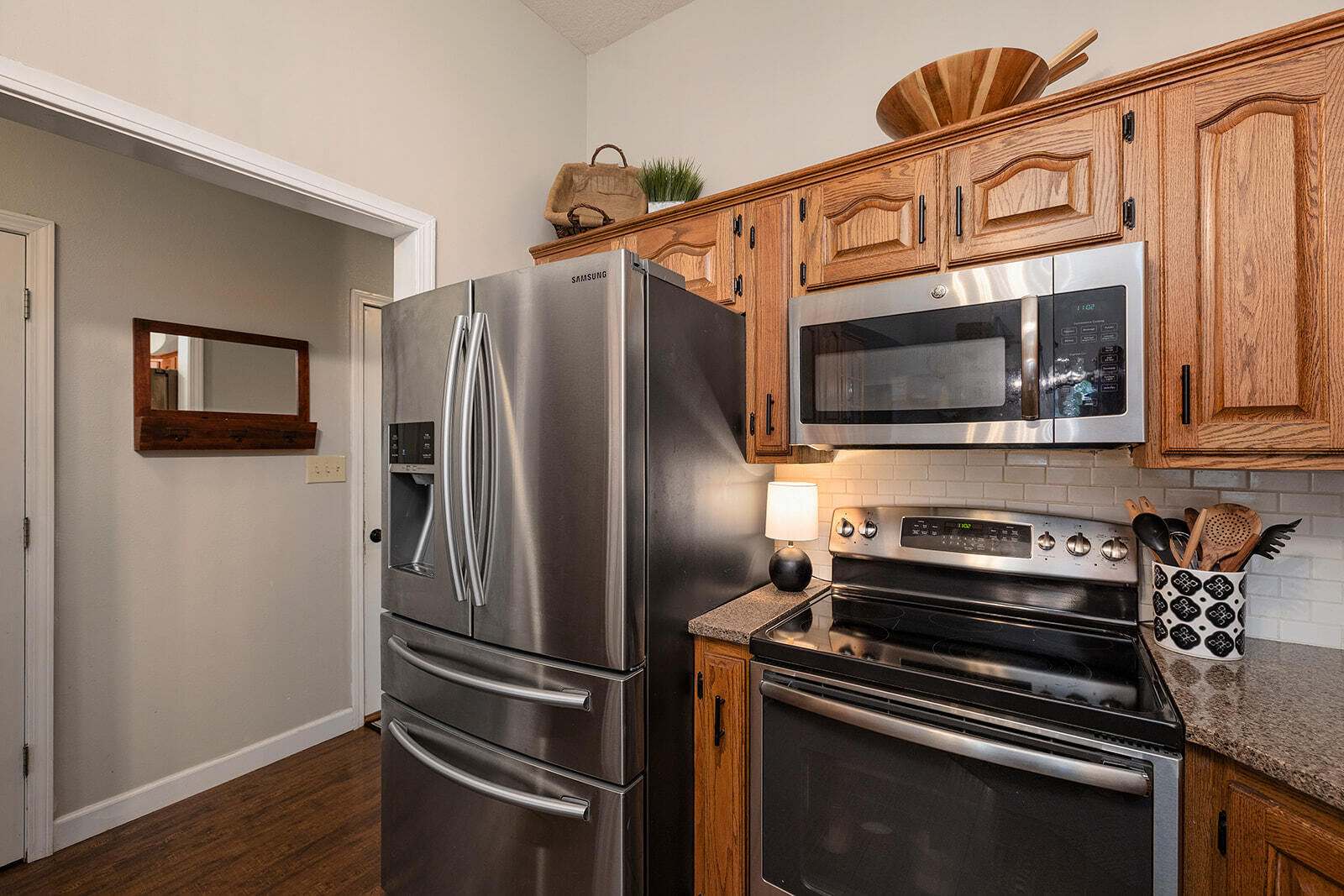 2103 West Sexton Drive Property Photo 10