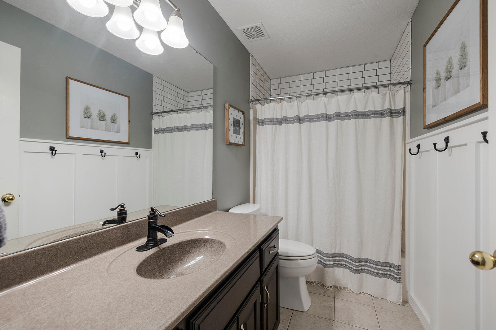 2103 West Sexton Drive Property Photo 17