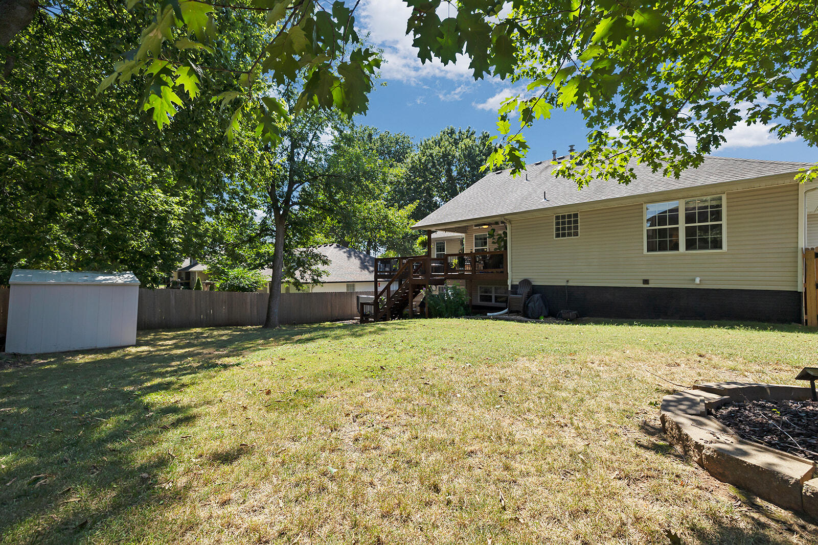 2103 West Sexton Drive Property Photo 42