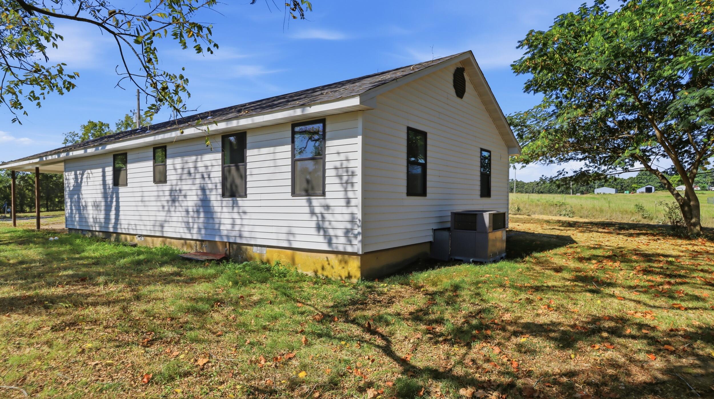 8574 County Road 6890 Property Photo 4