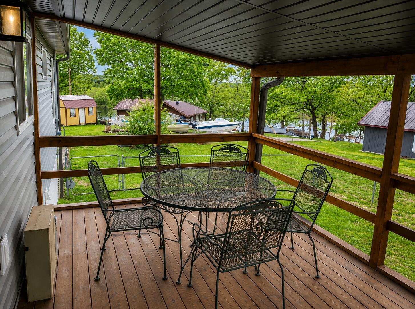23073 Salley Drive Property Photo 6