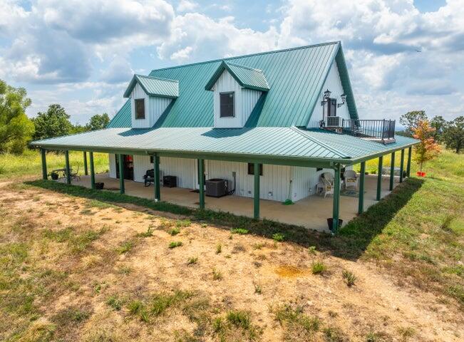 1820 Frank Rea Road Property Photo 3