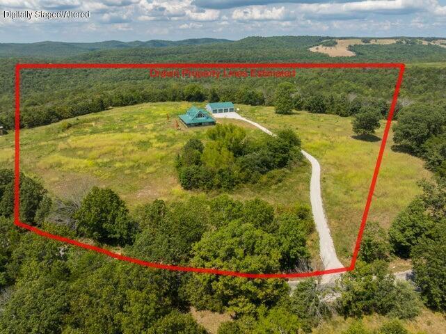 1820 Frank Rea Road Property Photo 5