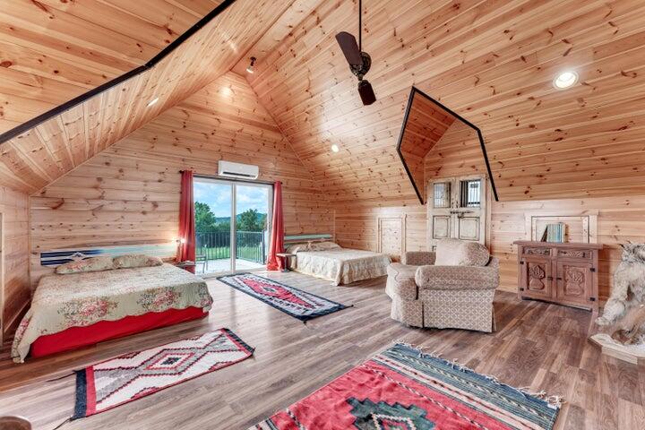 1820 Frank Rea Road Property Photo 28