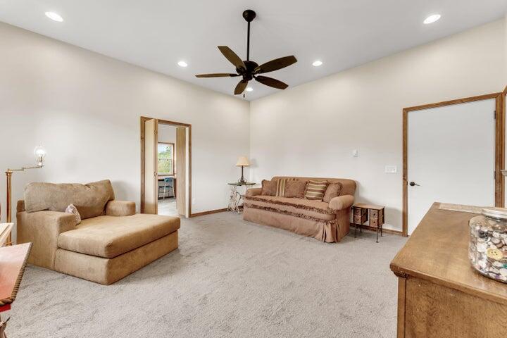 1820 Frank Rea Road Property Photo 37