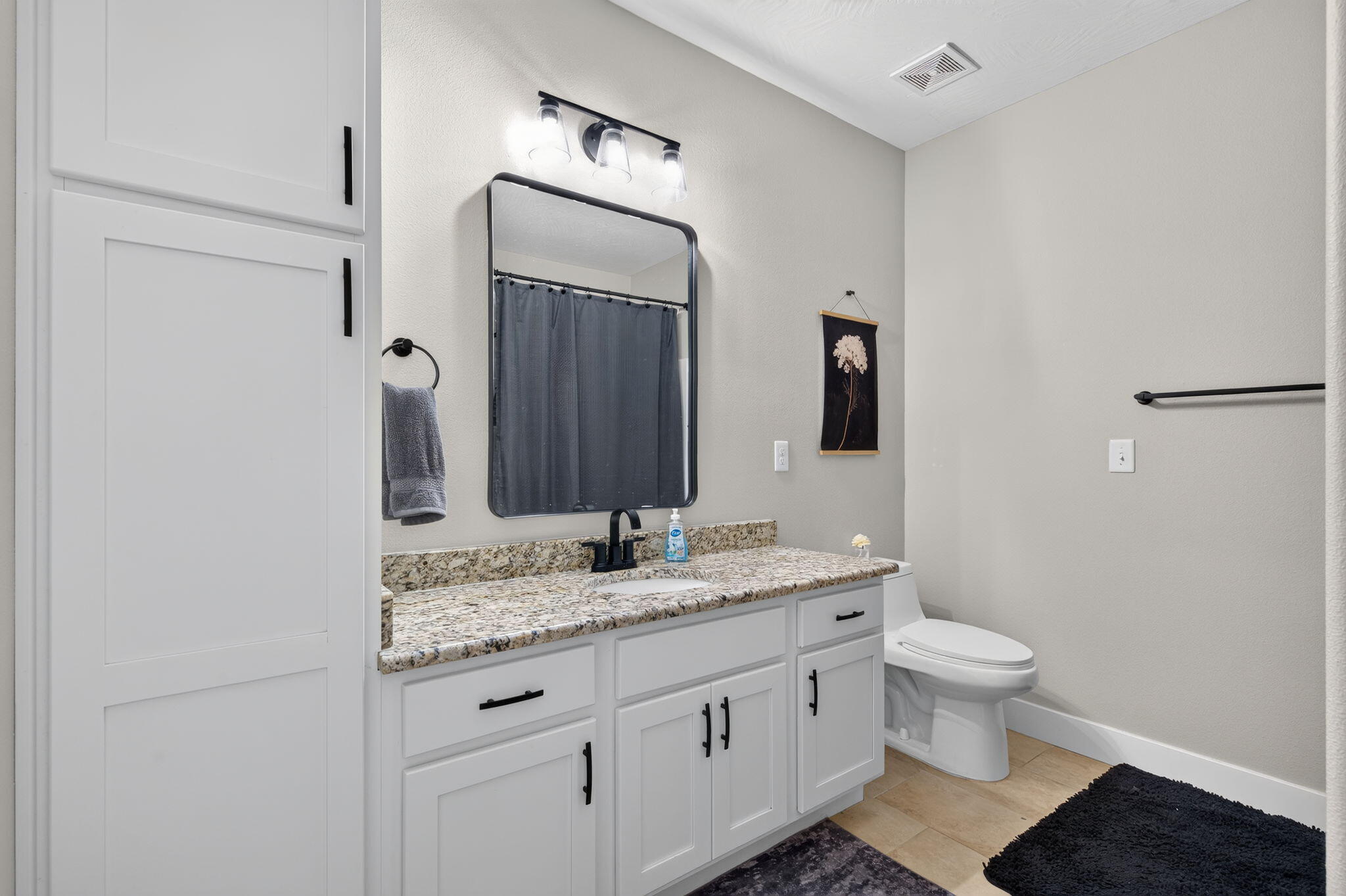 2753 West Fishhook Avenue Property Photo 21