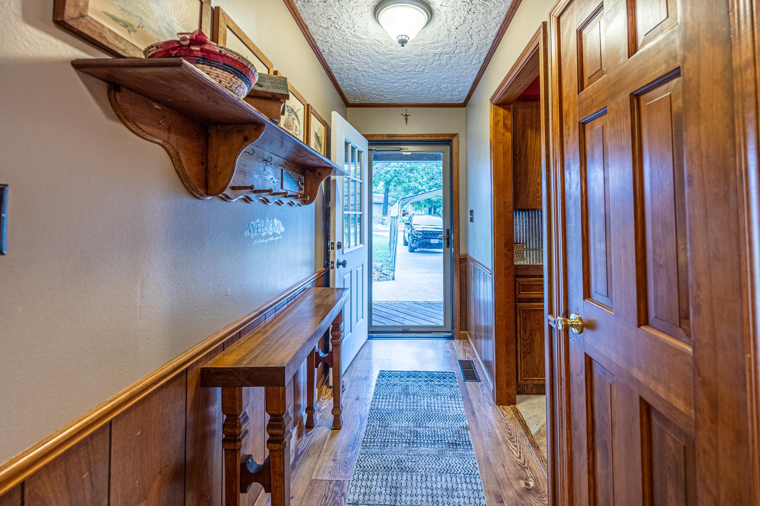 28446 Panorama Road Property Photo 6