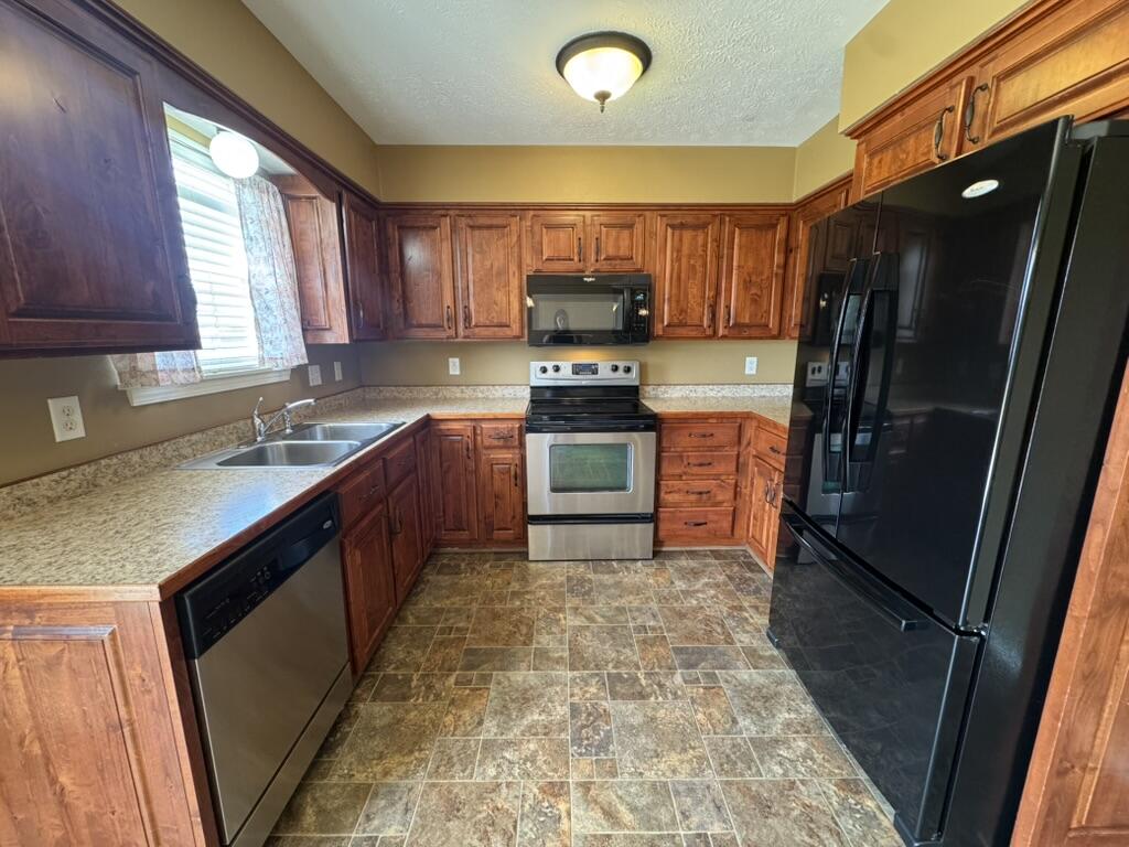 1110 Aaron Avenue Property Photo 11