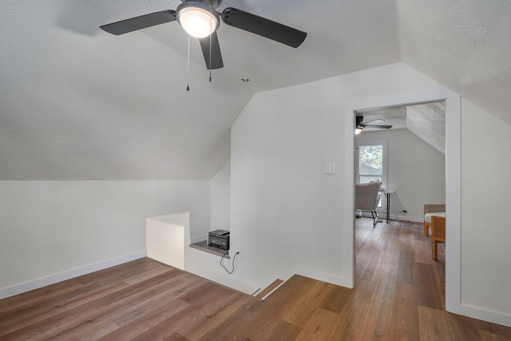 202 North Lincoln Avenue Property Photo 19
