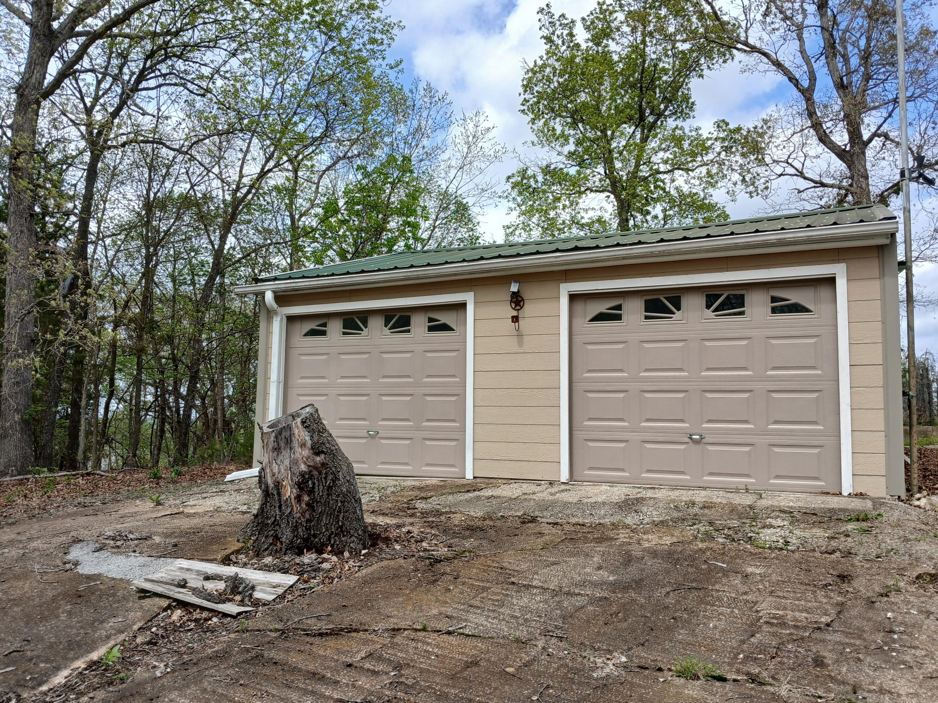17572 Snowcap Property Photo 7