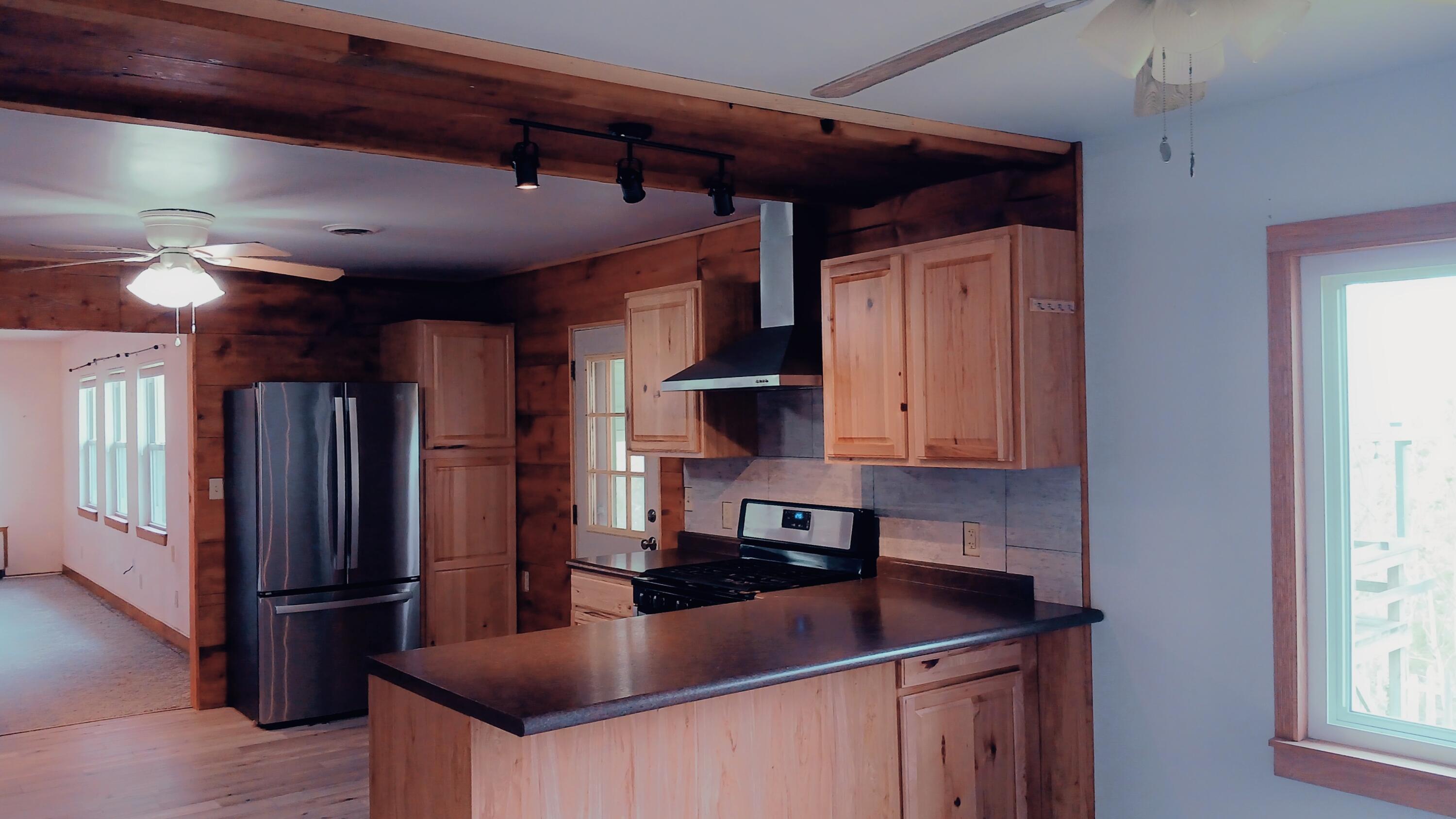 17572 Snowcap Property Photo 12