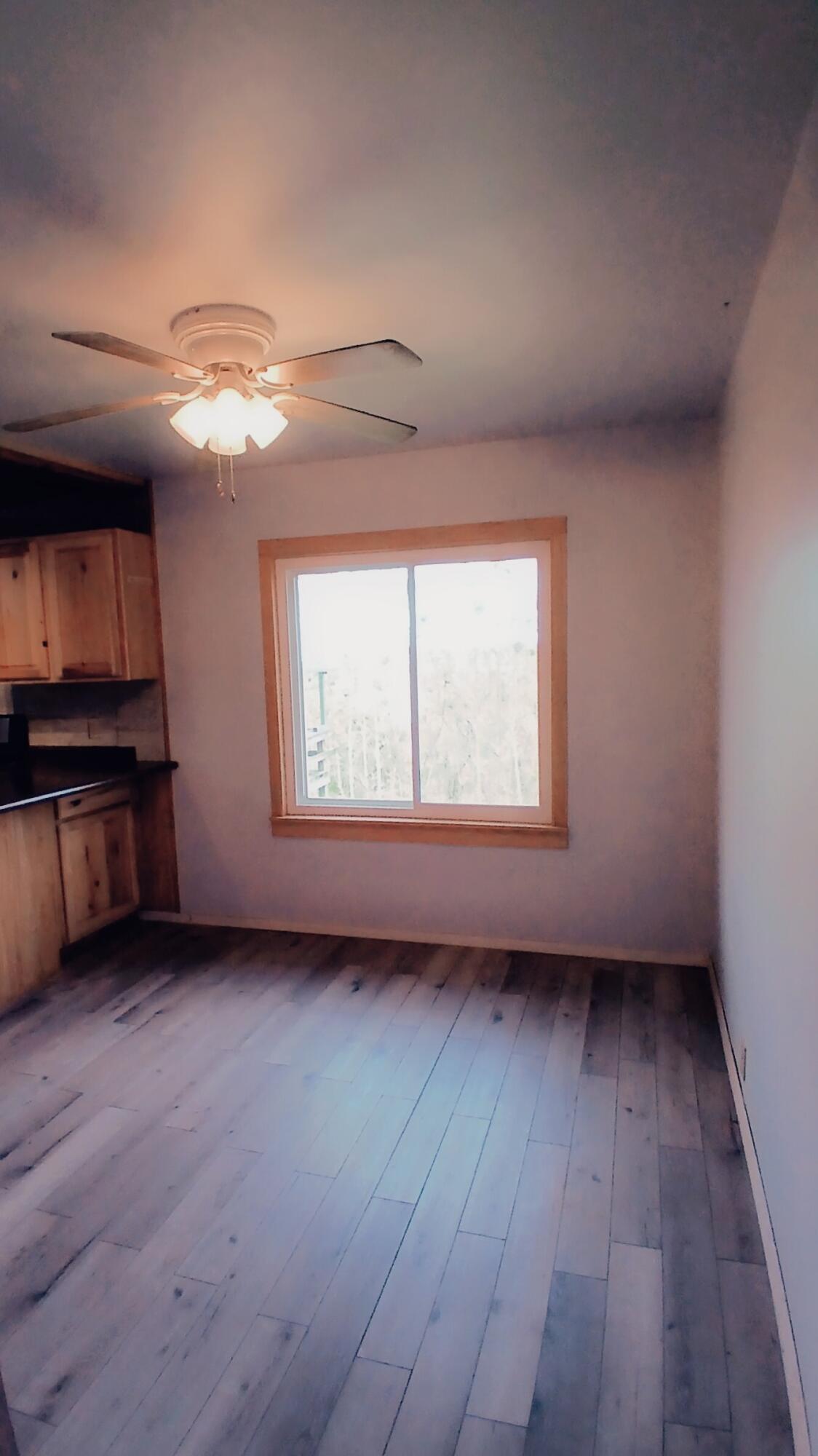 17572 Snowcap Property Photo 16