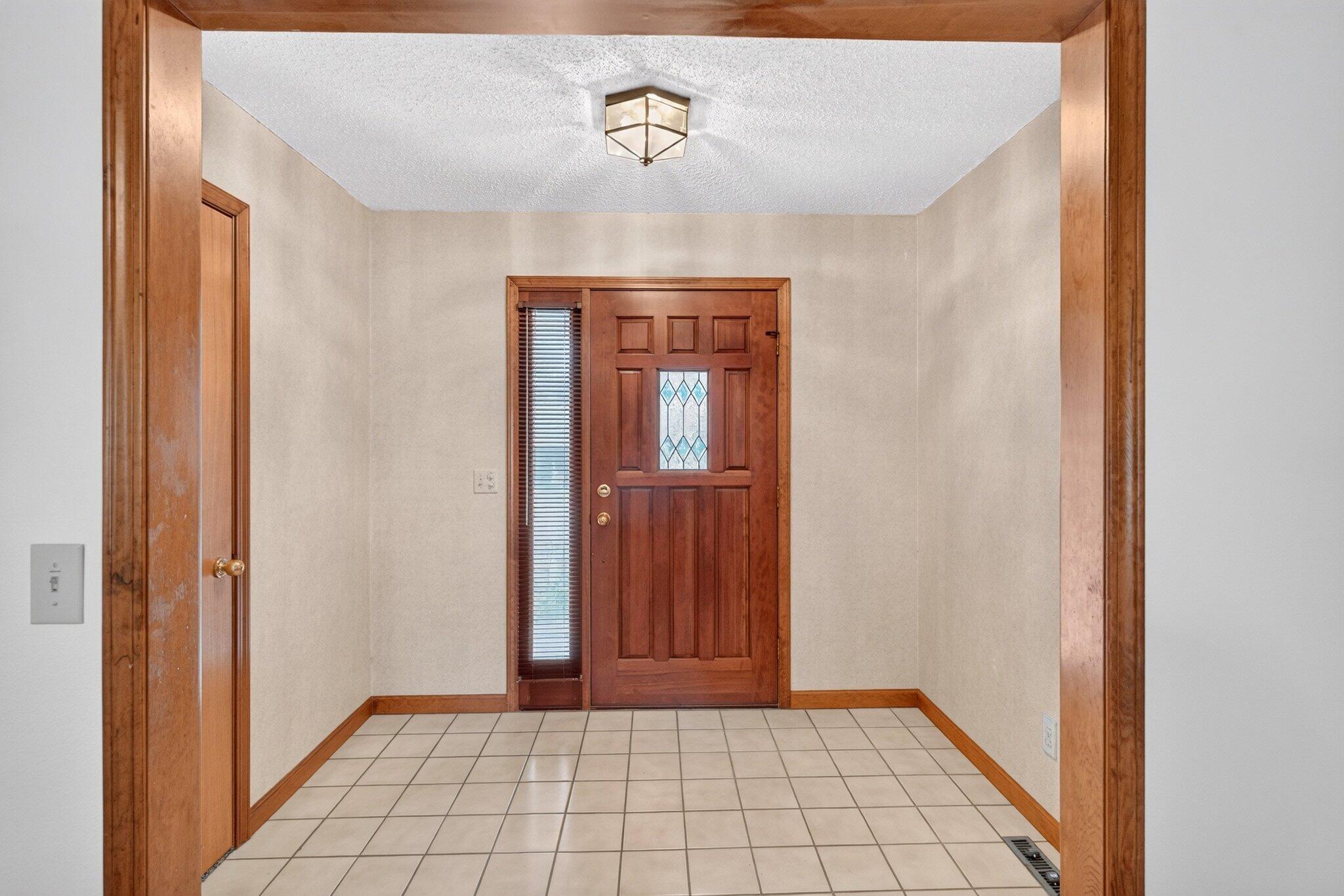 3447 South Valley View Avenue Property Photo 4