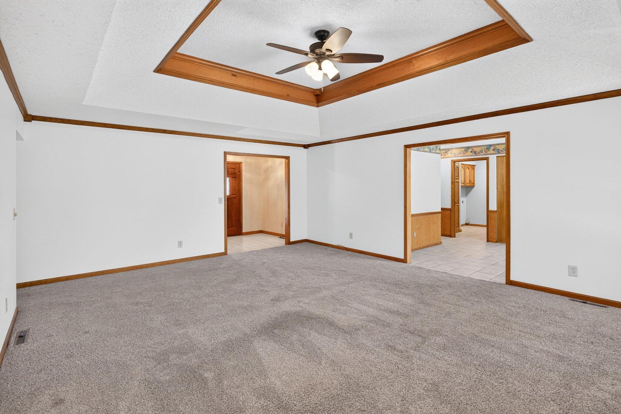 3447 South Valley View Avenue Property Photo 6