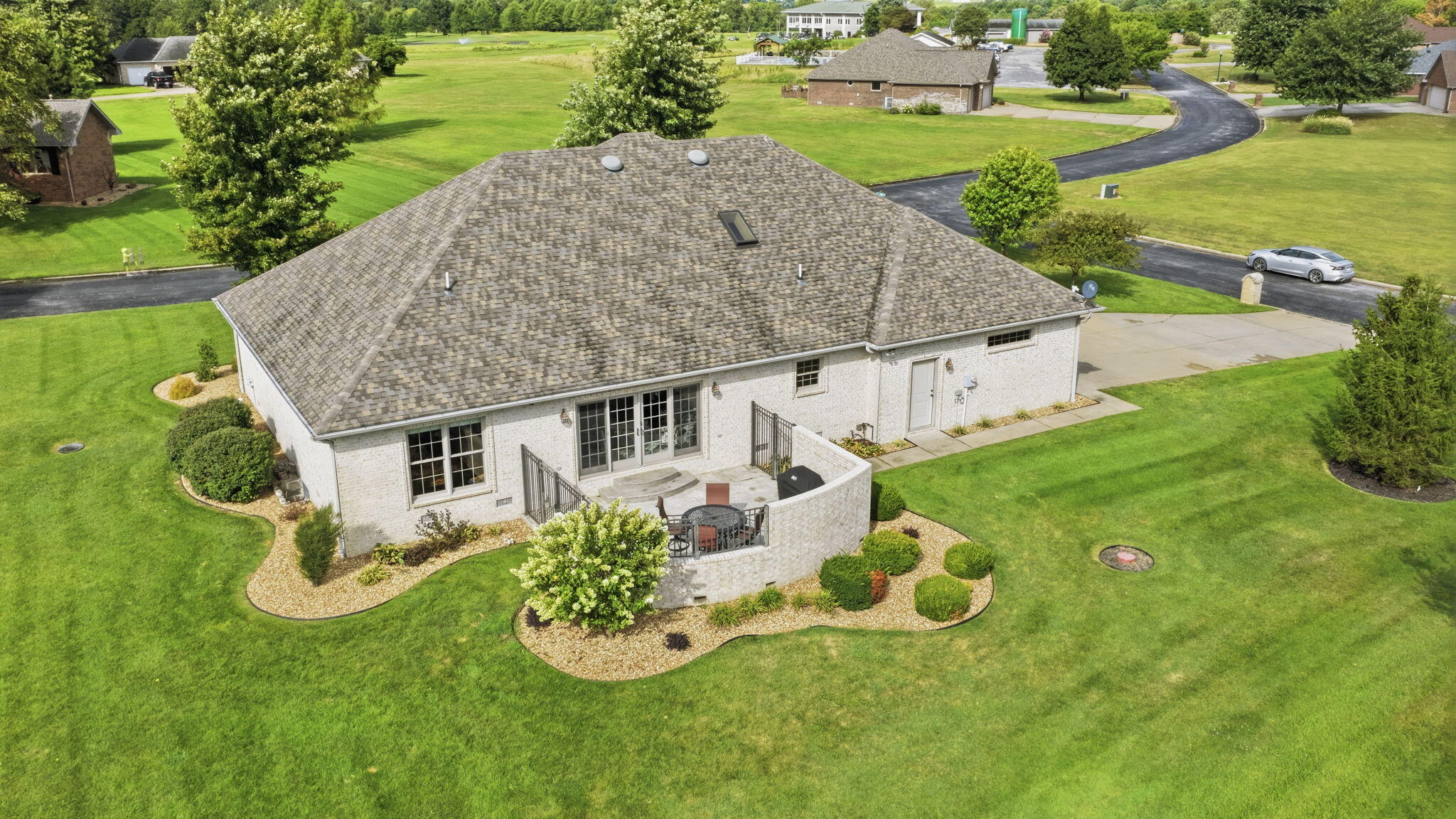 1586 Silo Place Property Photo 6