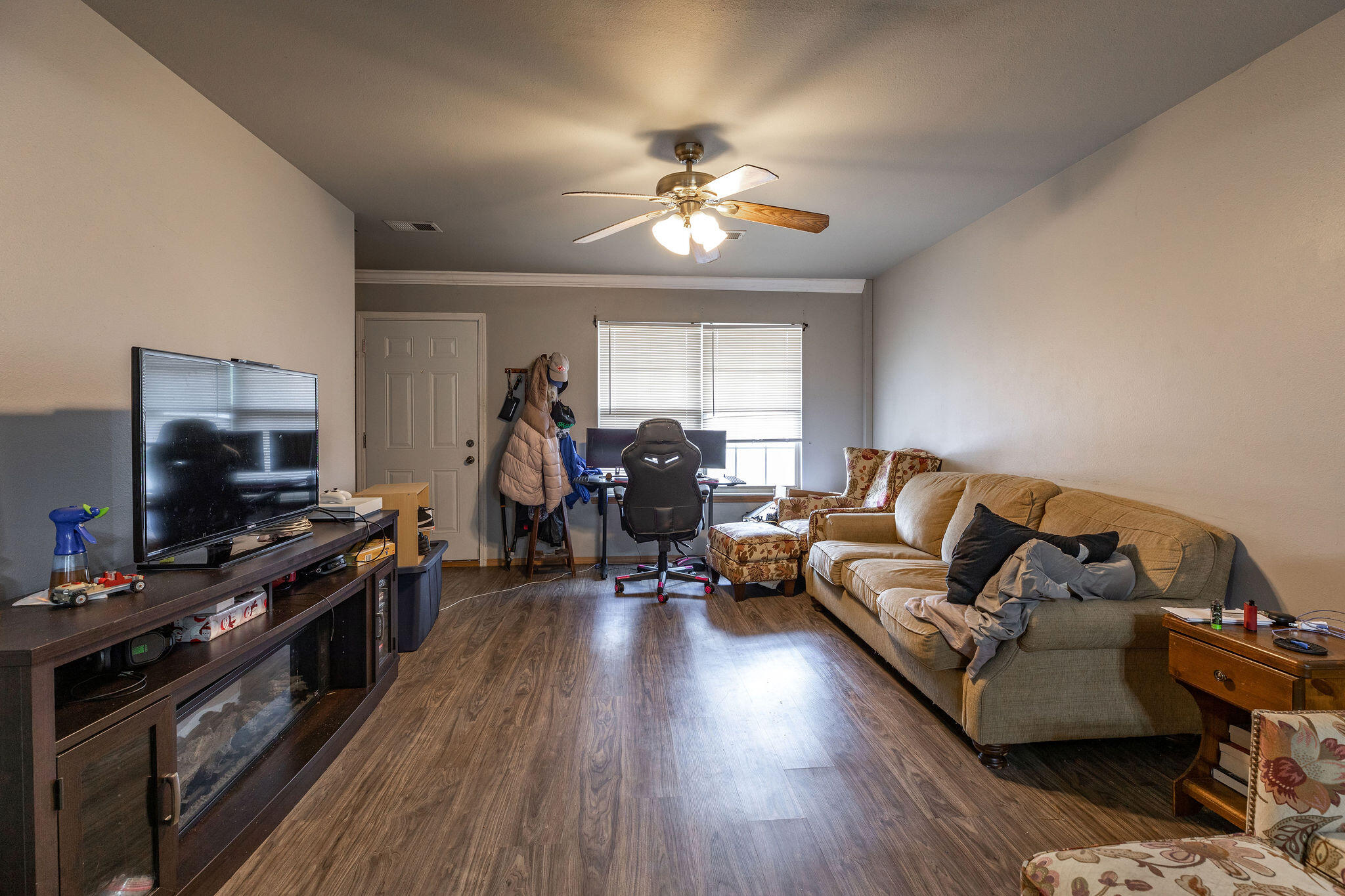 16 Lakeshore Drive Property Photo 10