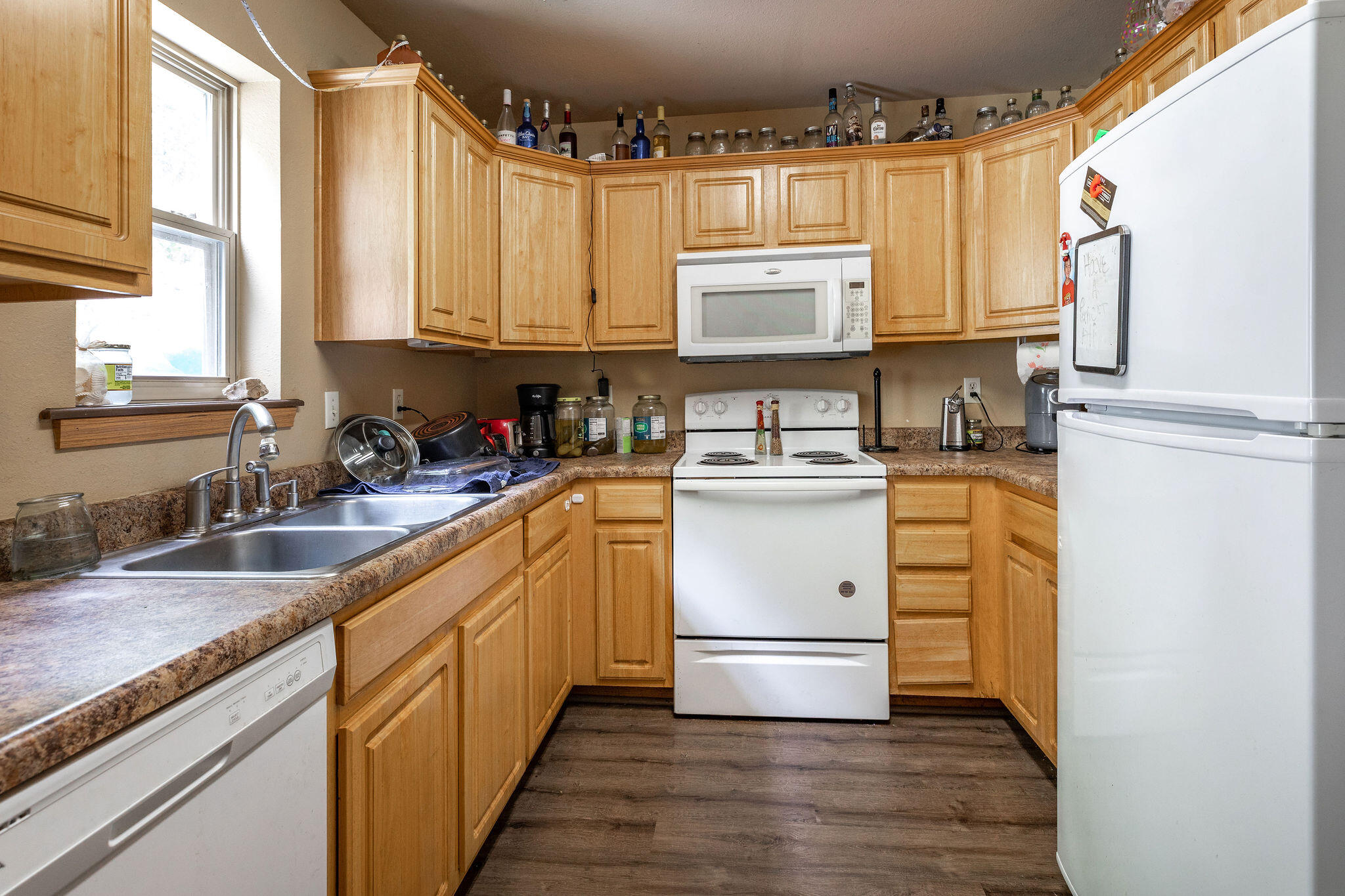 16 Lakeshore Drive Property Photo 15