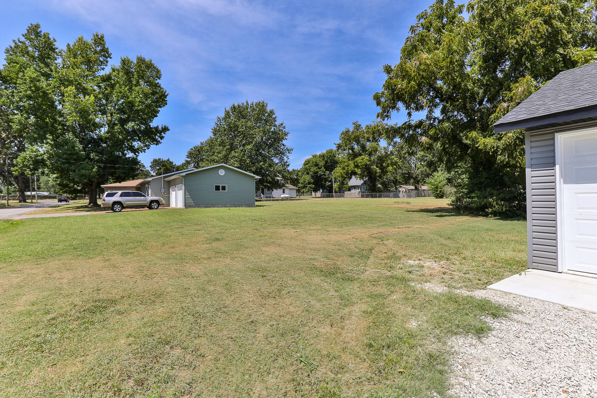 623 North Main Avenue Property Photo 33