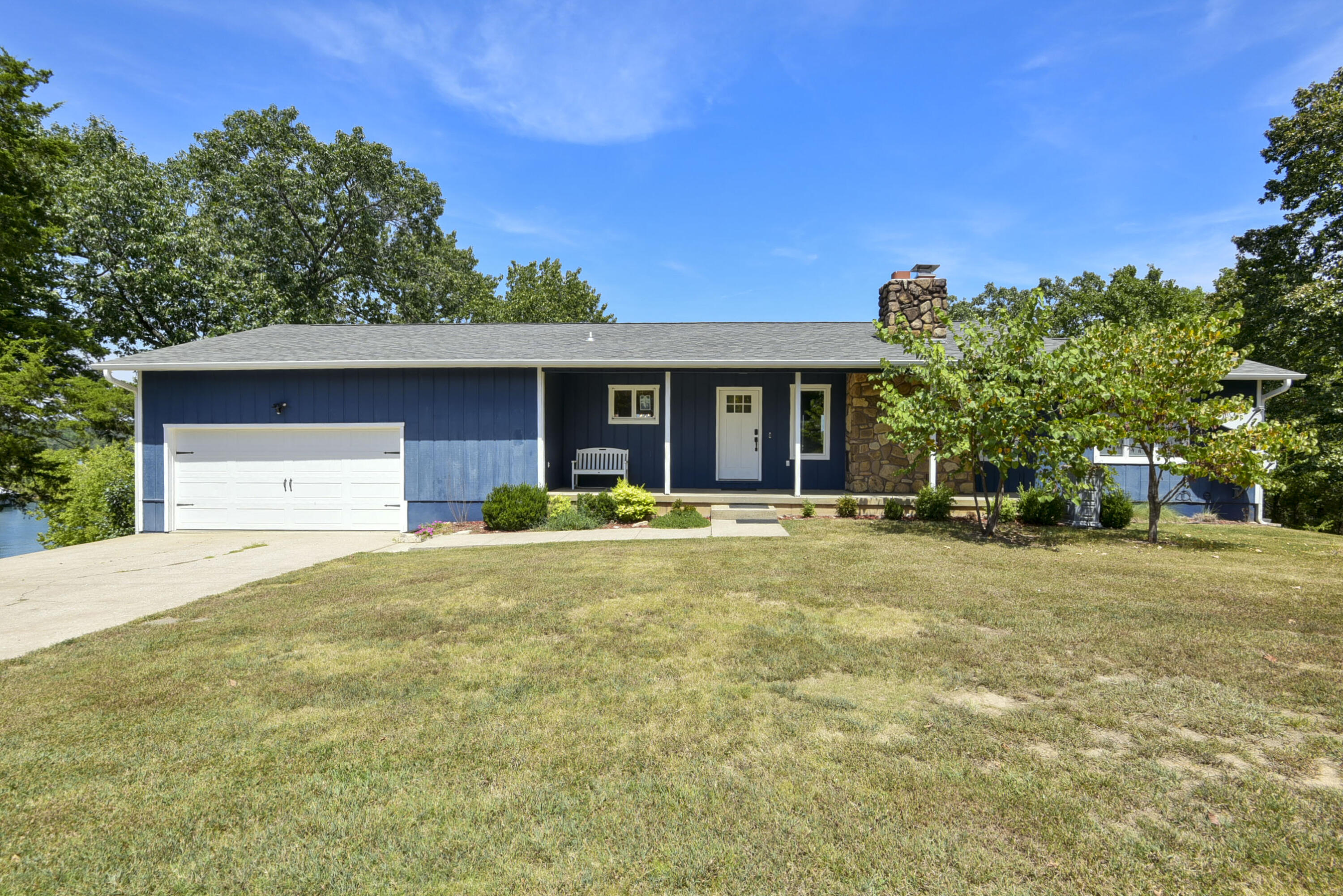 27478 Gilford Terrace Property Photo 2