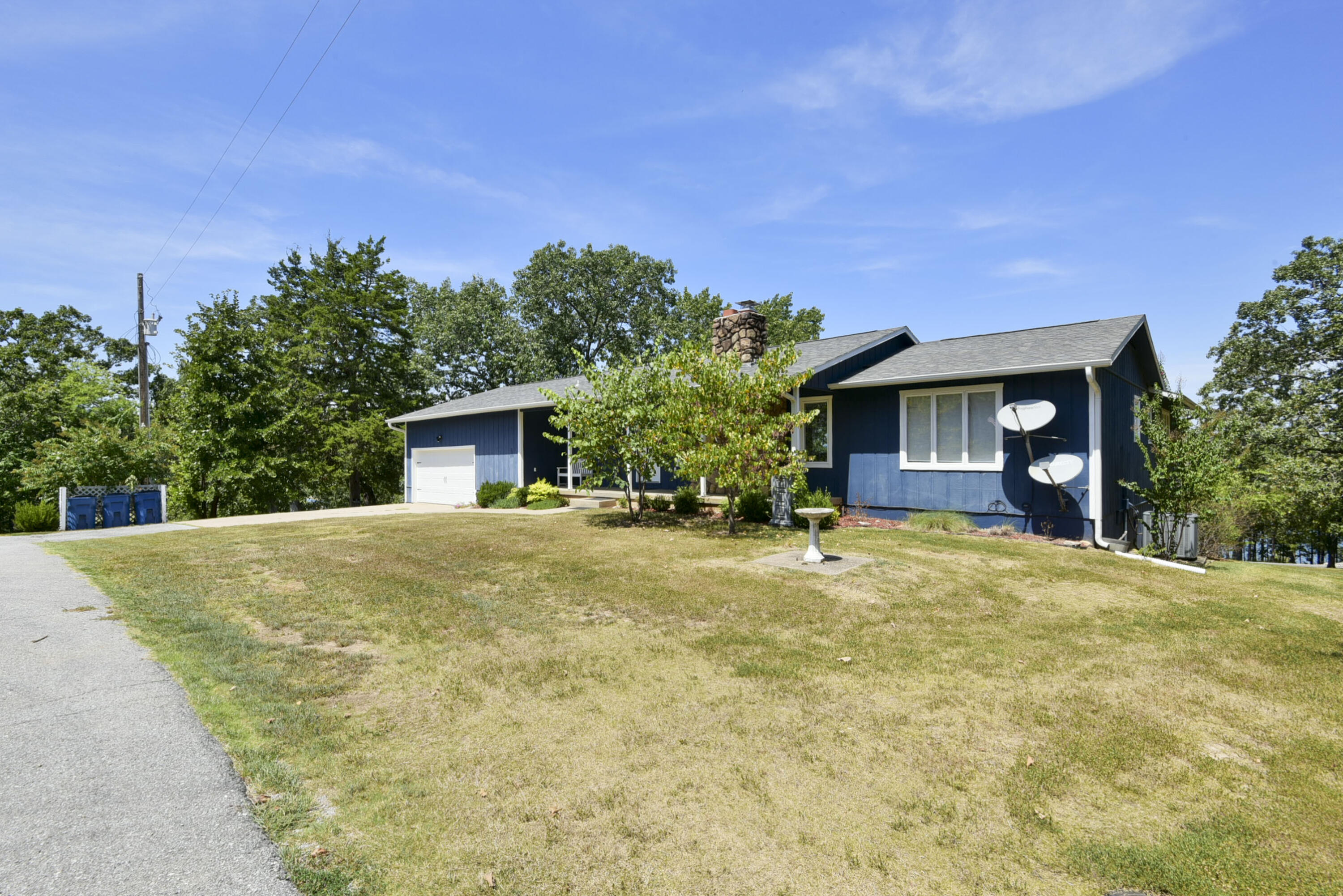 27478 Gilford Terrace Property Photo 3