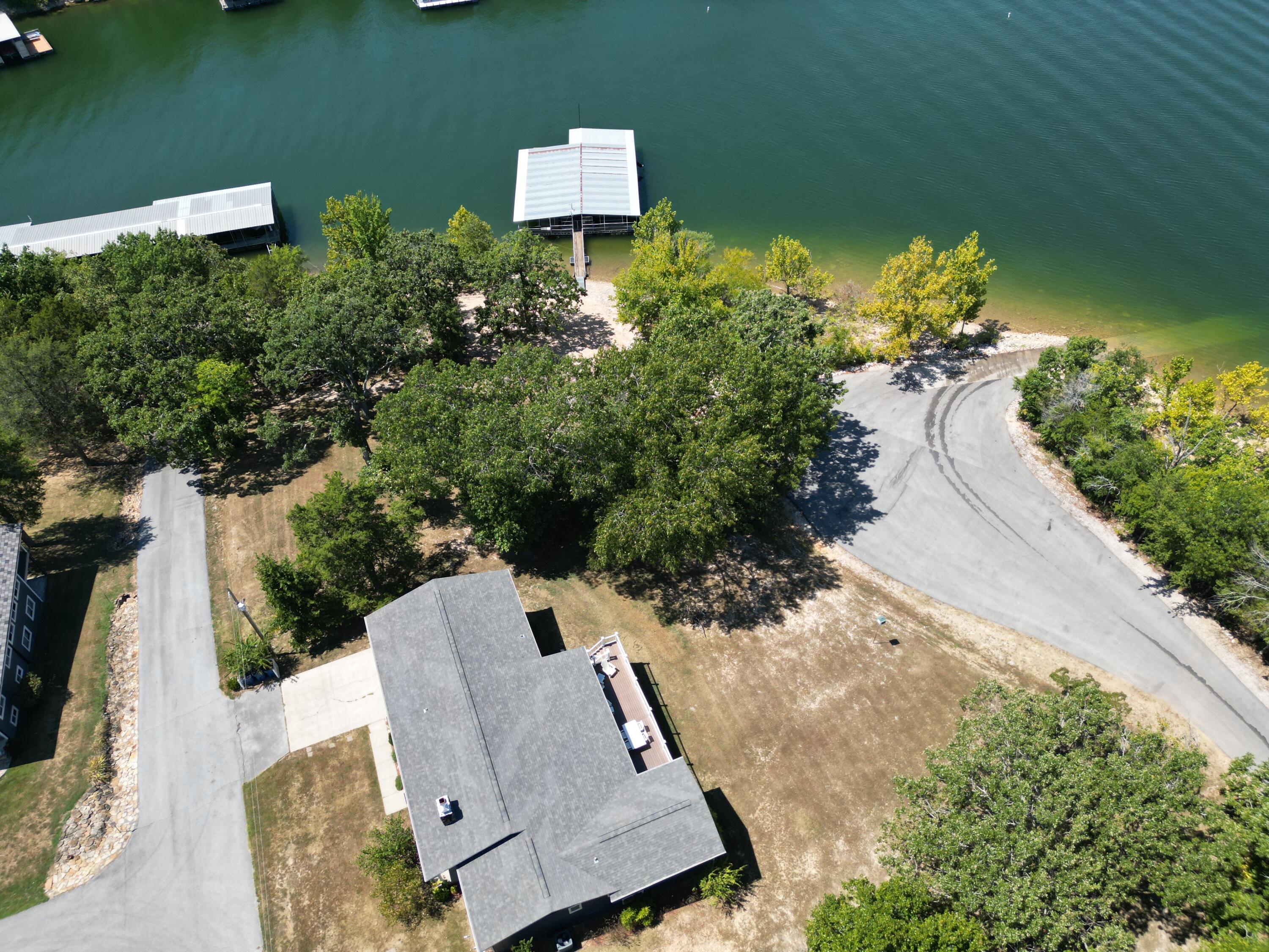 27478 Gilford Terrace Property Photo 6