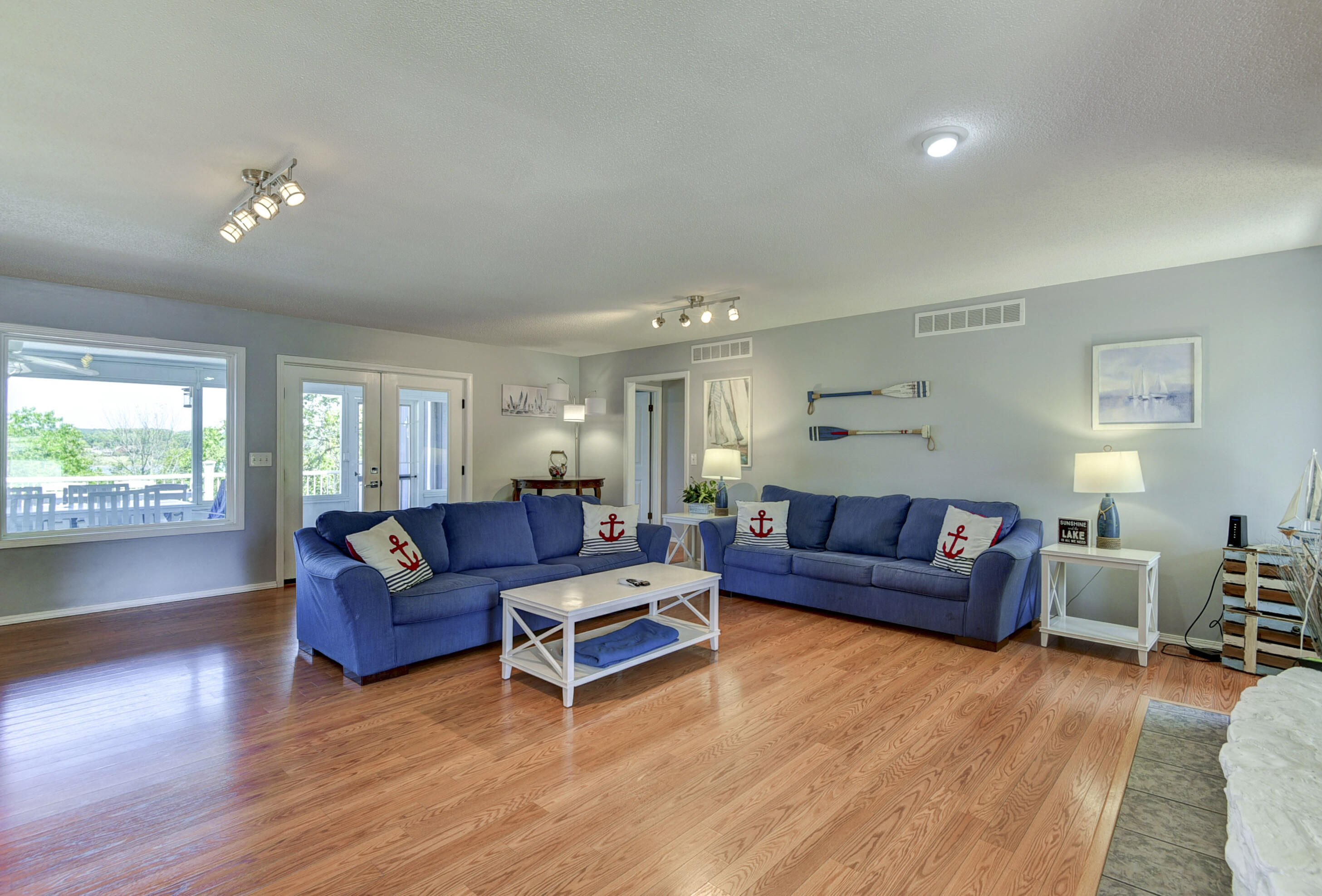 27478 Gilford Terrace Property Photo 10