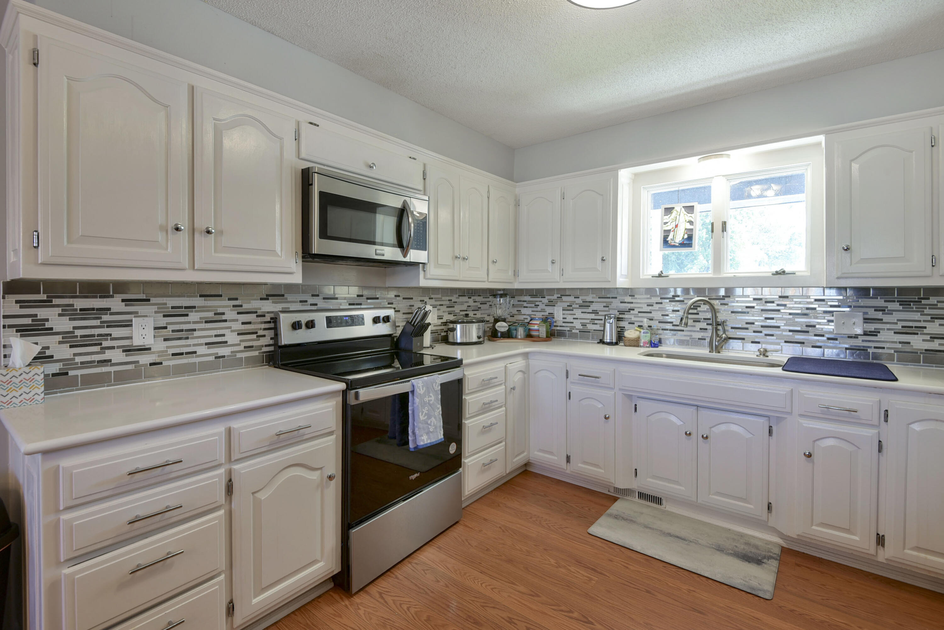 27478 Gilford Terrace Property Photo 16