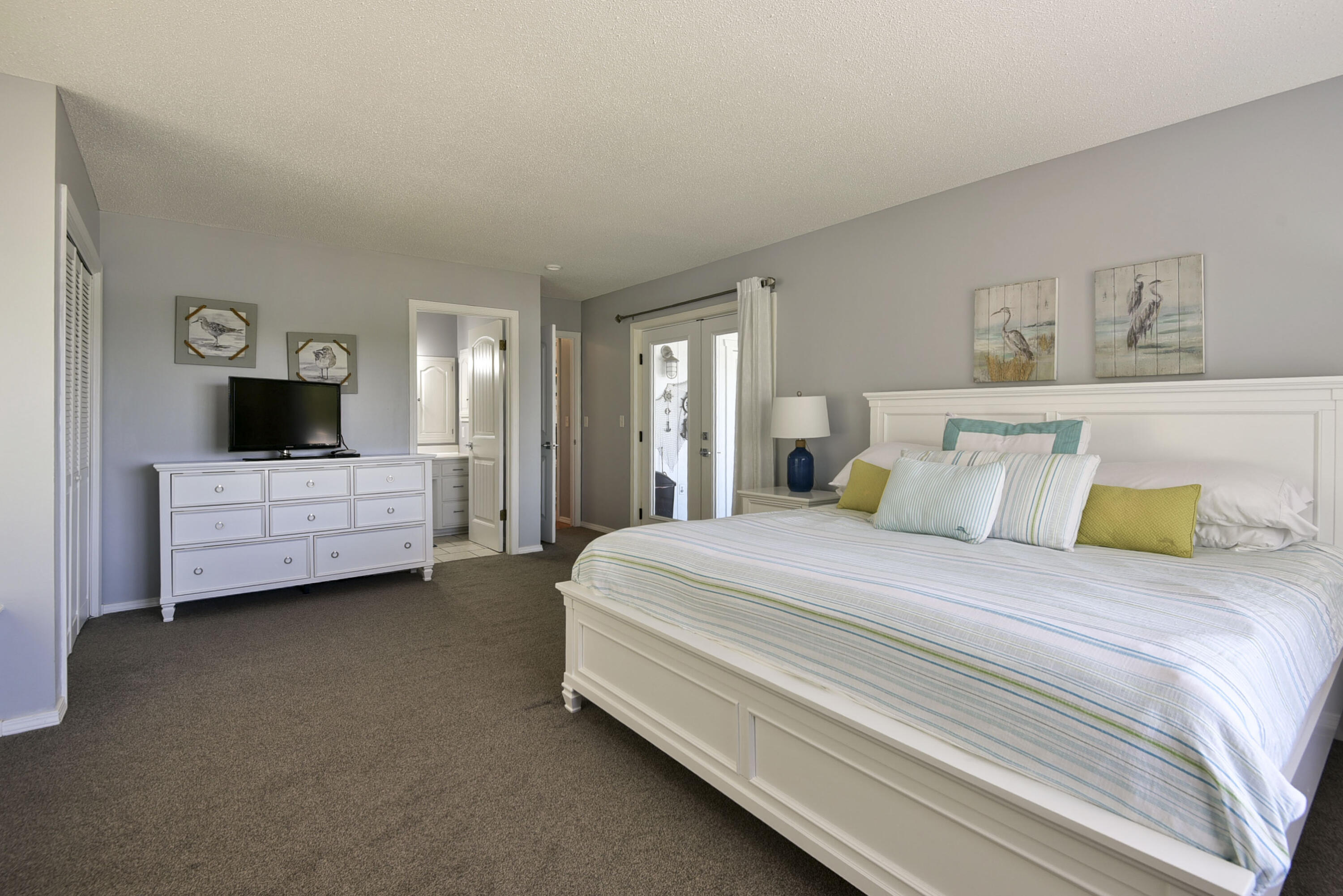 27478 Gilford Terrace Property Photo 21
