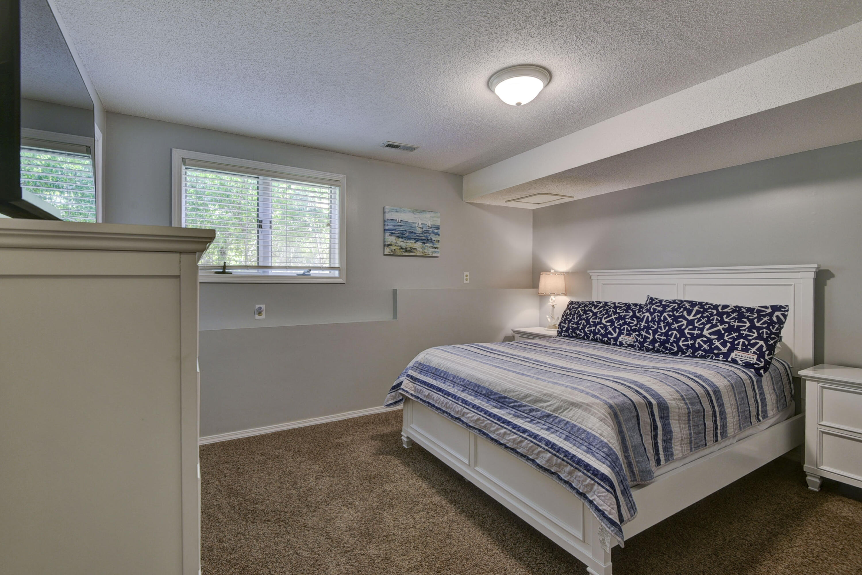27478 Gilford Terrace Property Photo 40