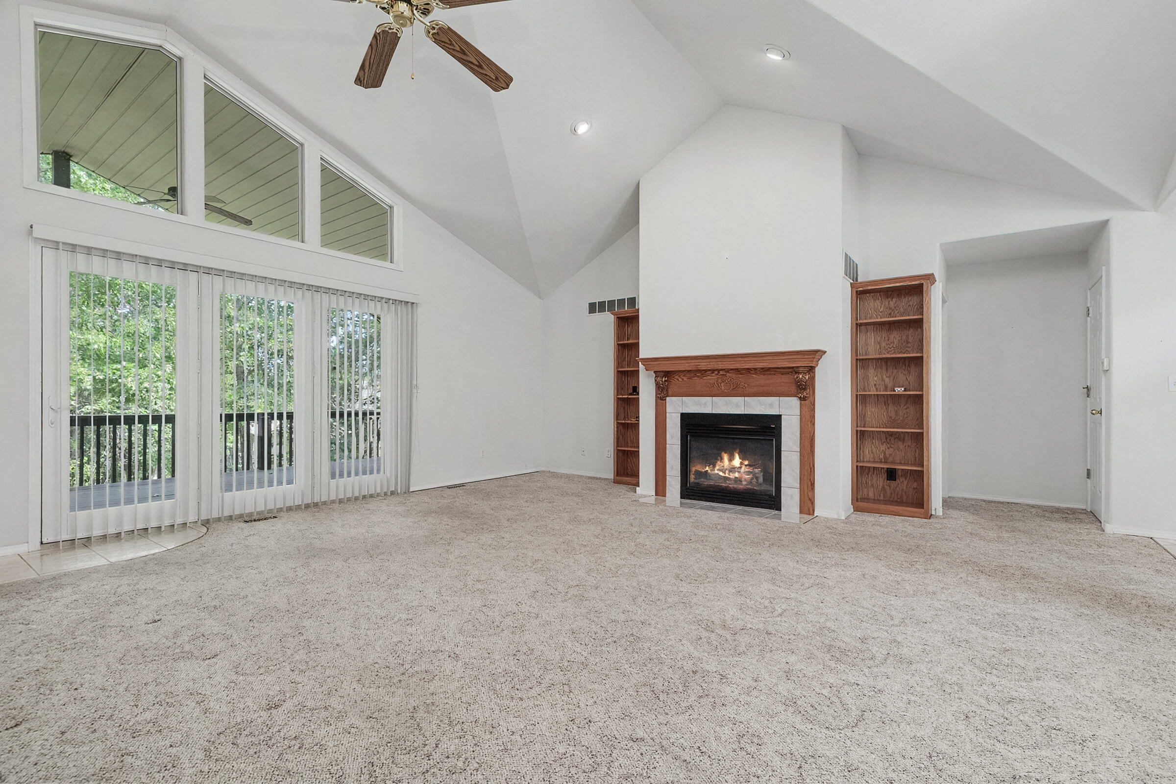 1006 Silvercrest Place Property Photo 7