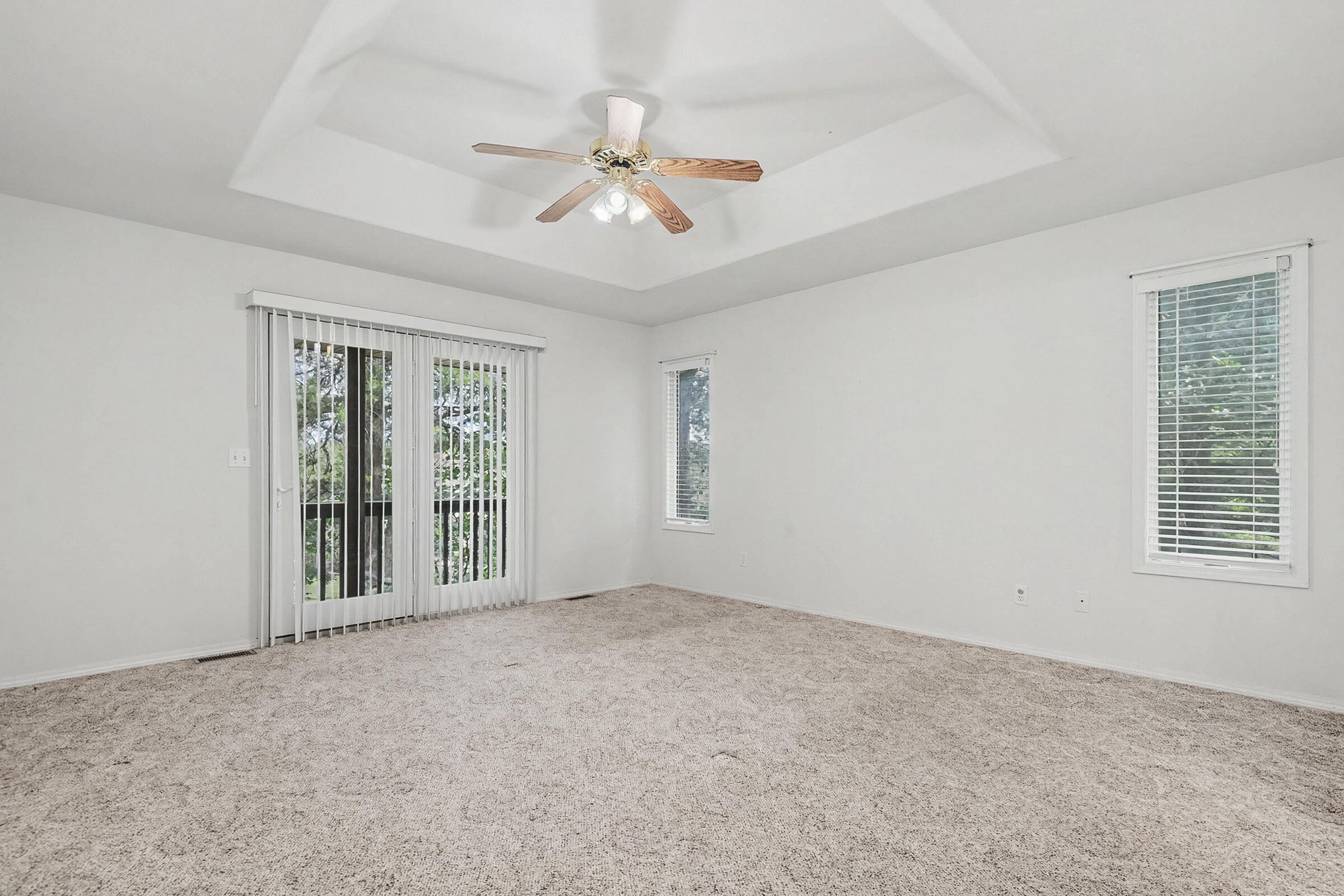 1006 Silvercrest Place Property Photo 18