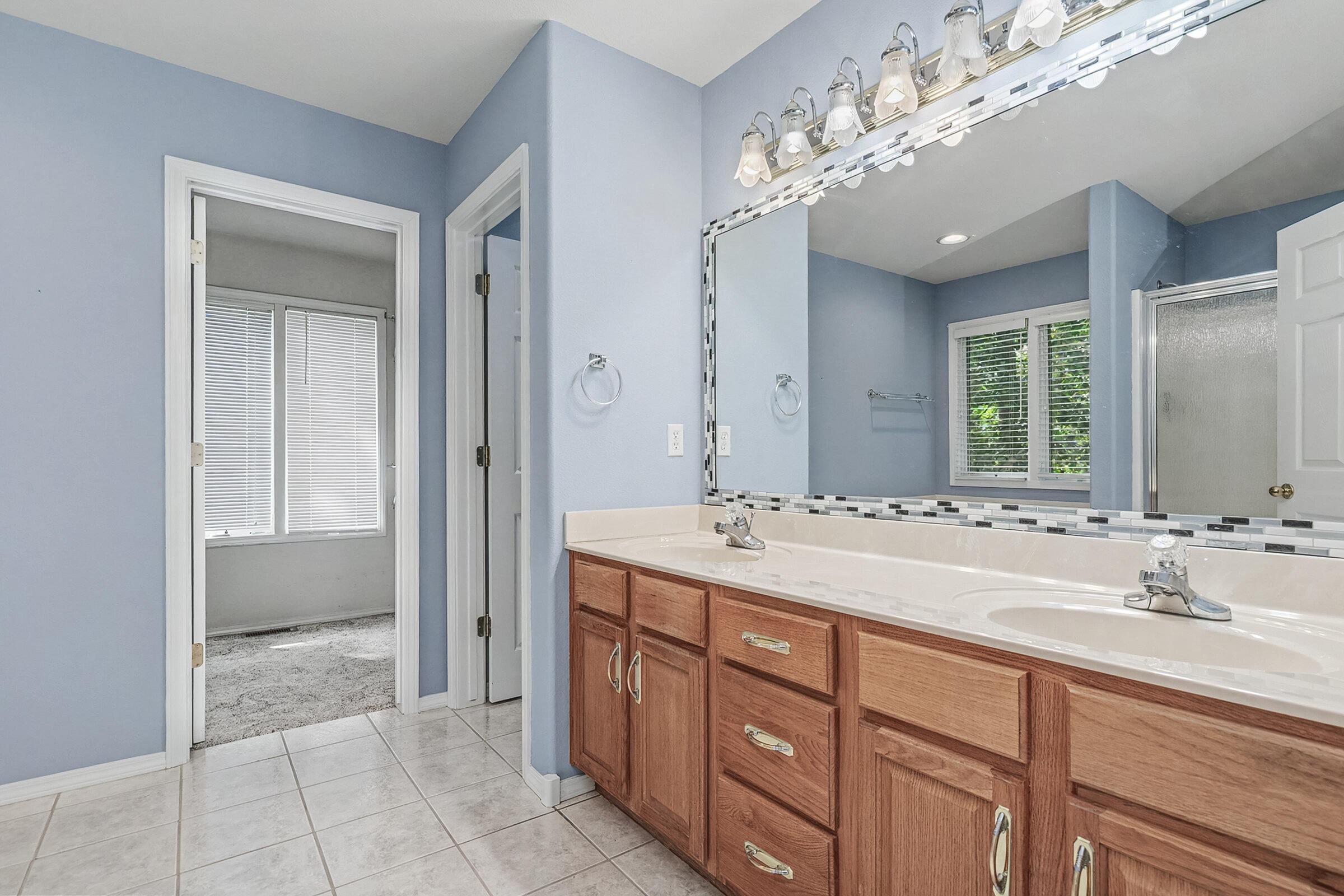 1006 Silvercrest Place Property Photo 20