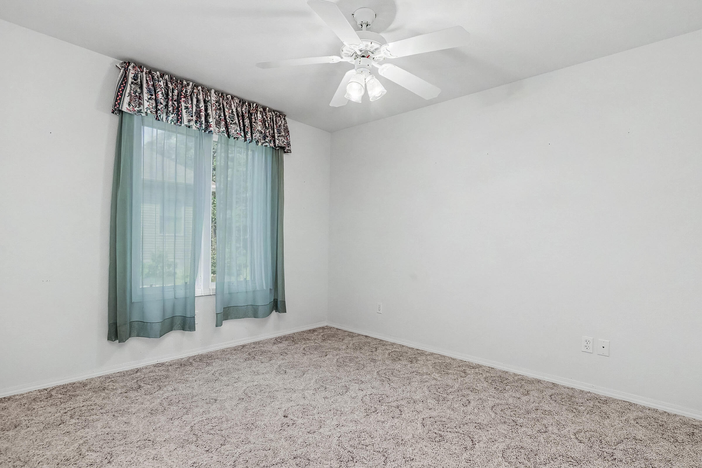 1006 Silvercrest Place Property Photo 25