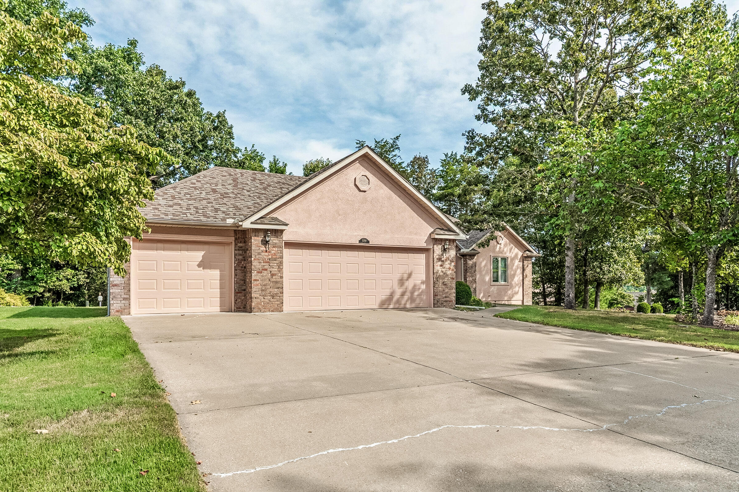 1006 Silvercrest Place Property Photo 31