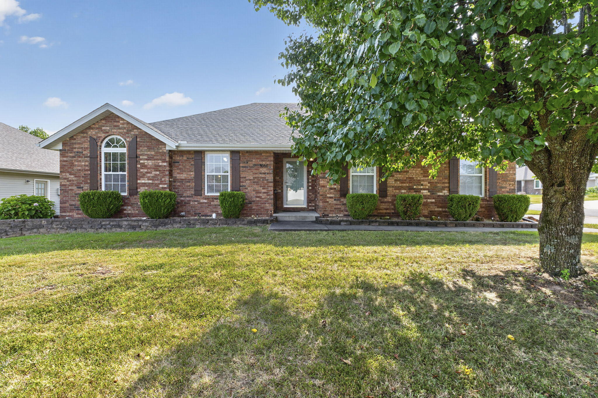 5060 South Grasshill Court Property Photo 1