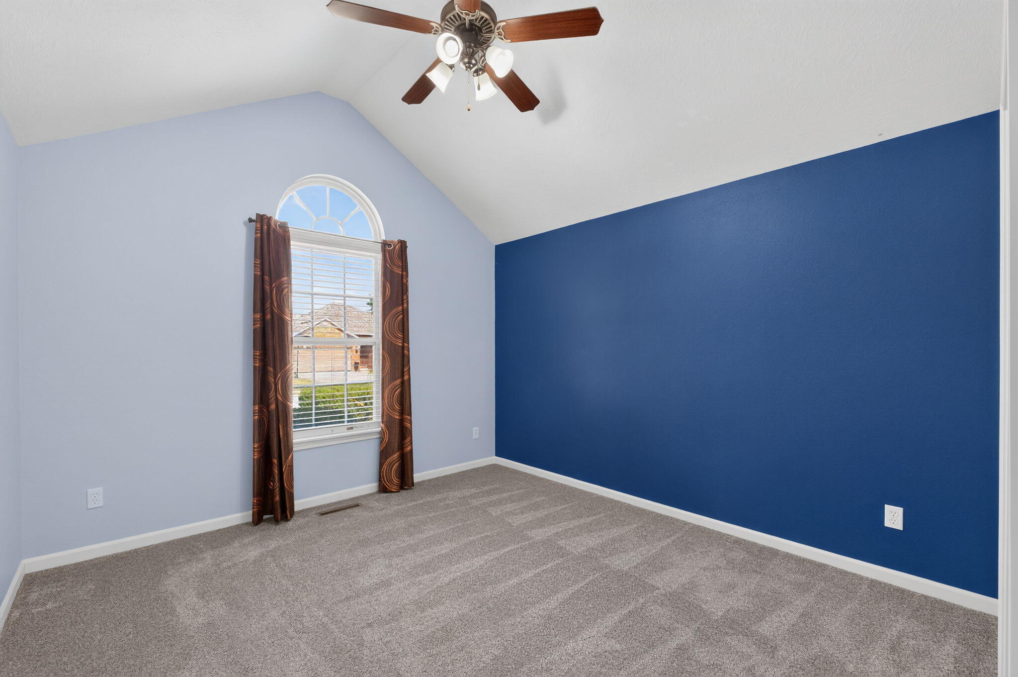 5060 South Grasshill Court Property Photo 20
