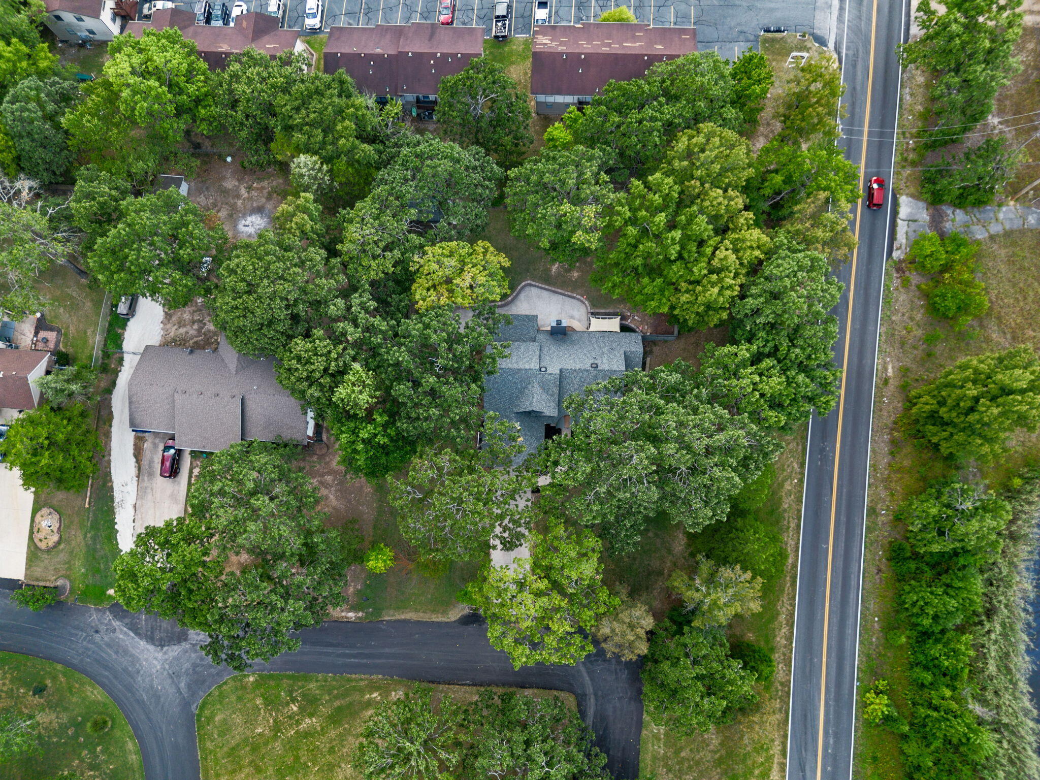 218 River Bluff Drive Property Photo 3