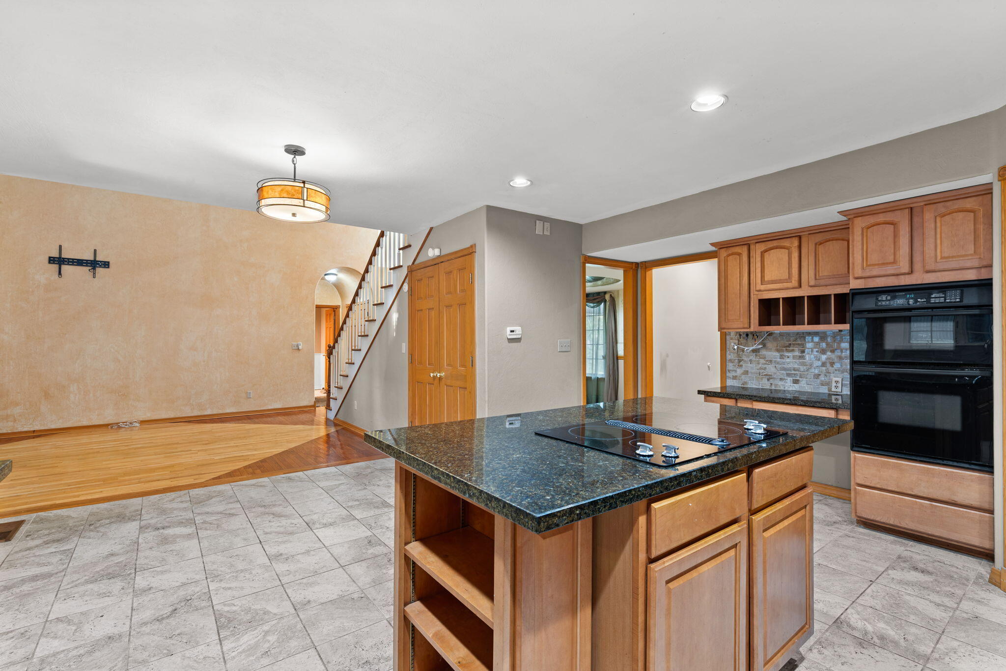 218 River Bluff Drive Property Photo 27