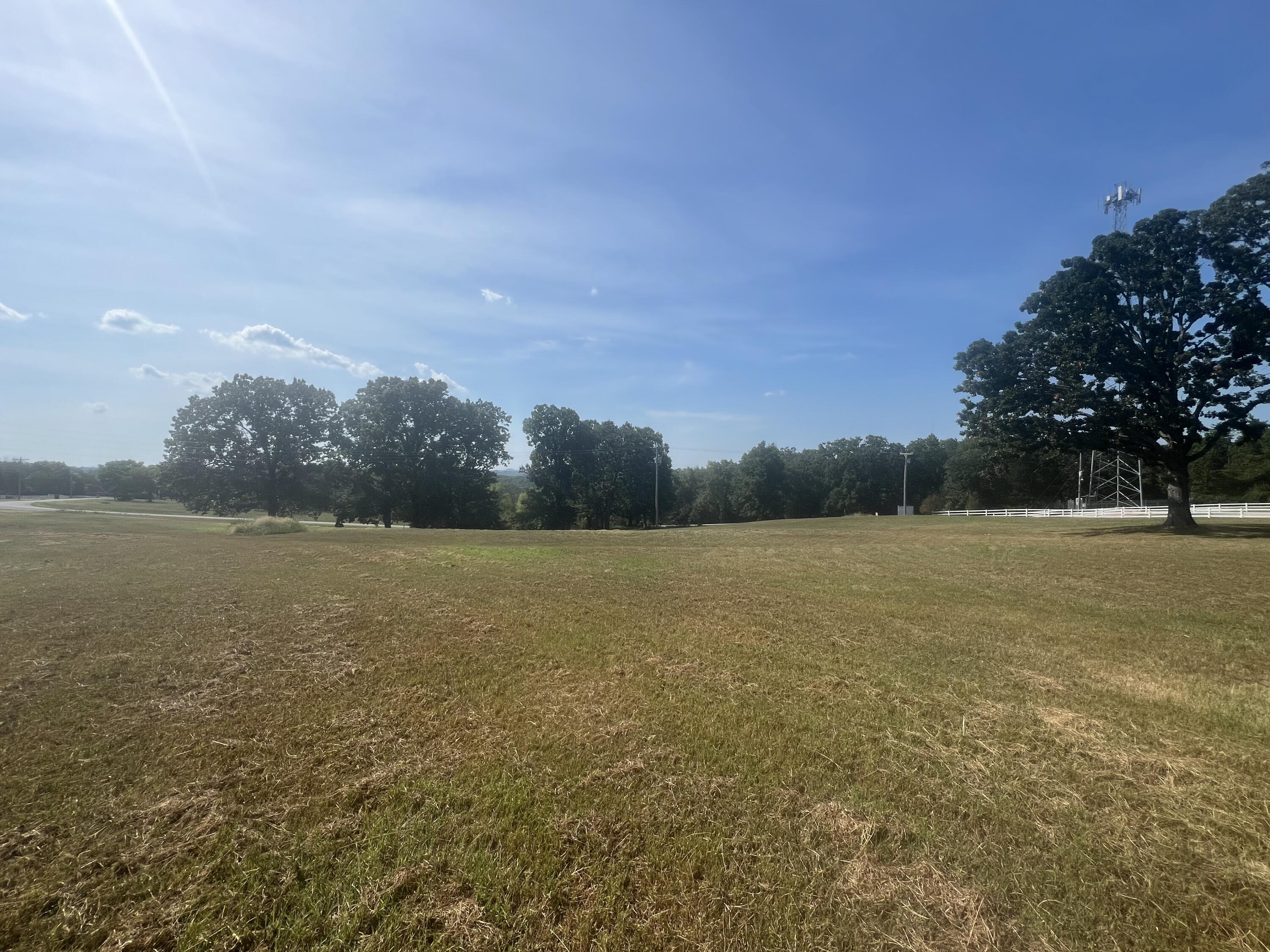 000 Lake Ranch Road Property Photo 2