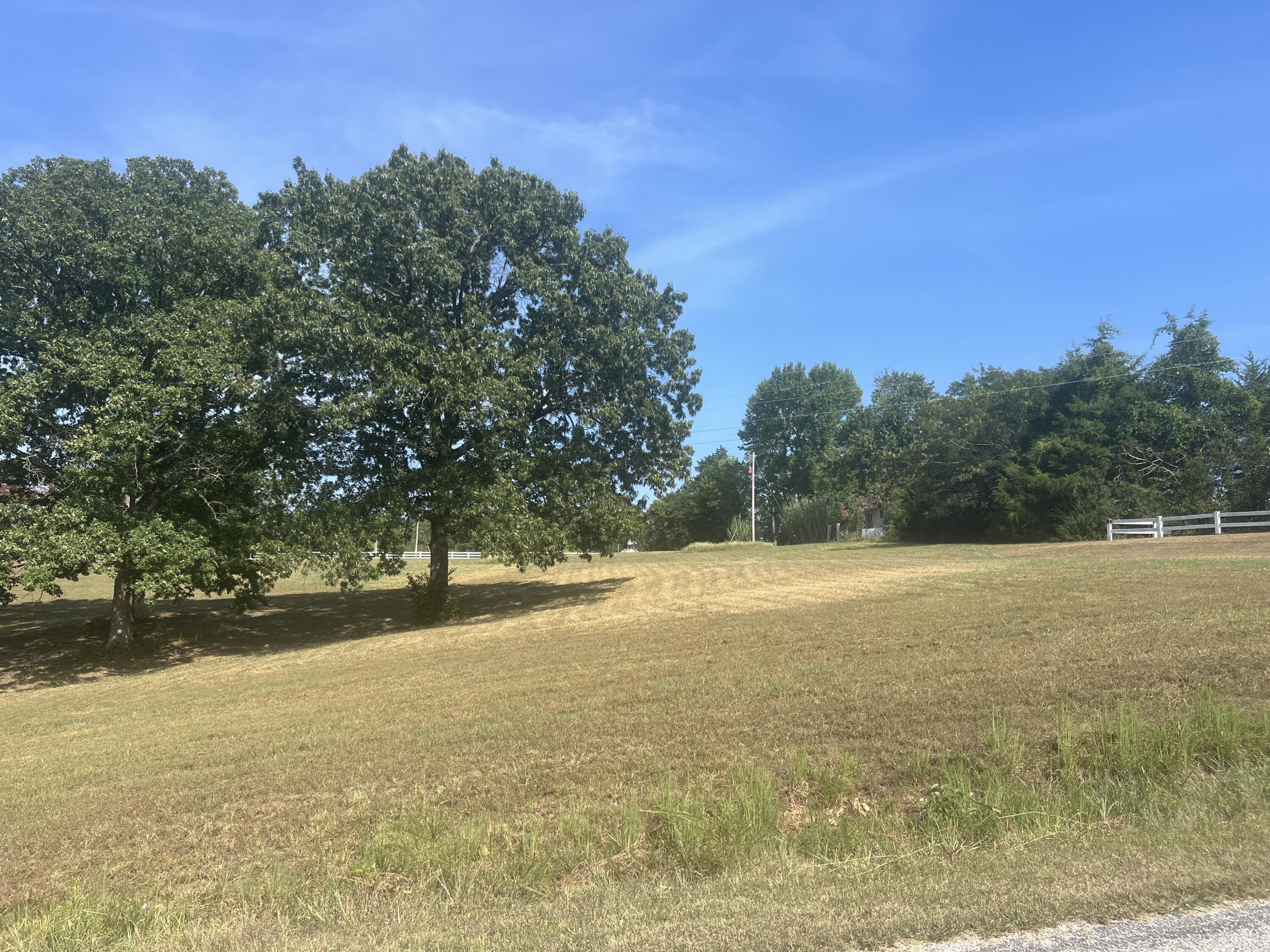 000 Lake Ranch Road Property Photo 6