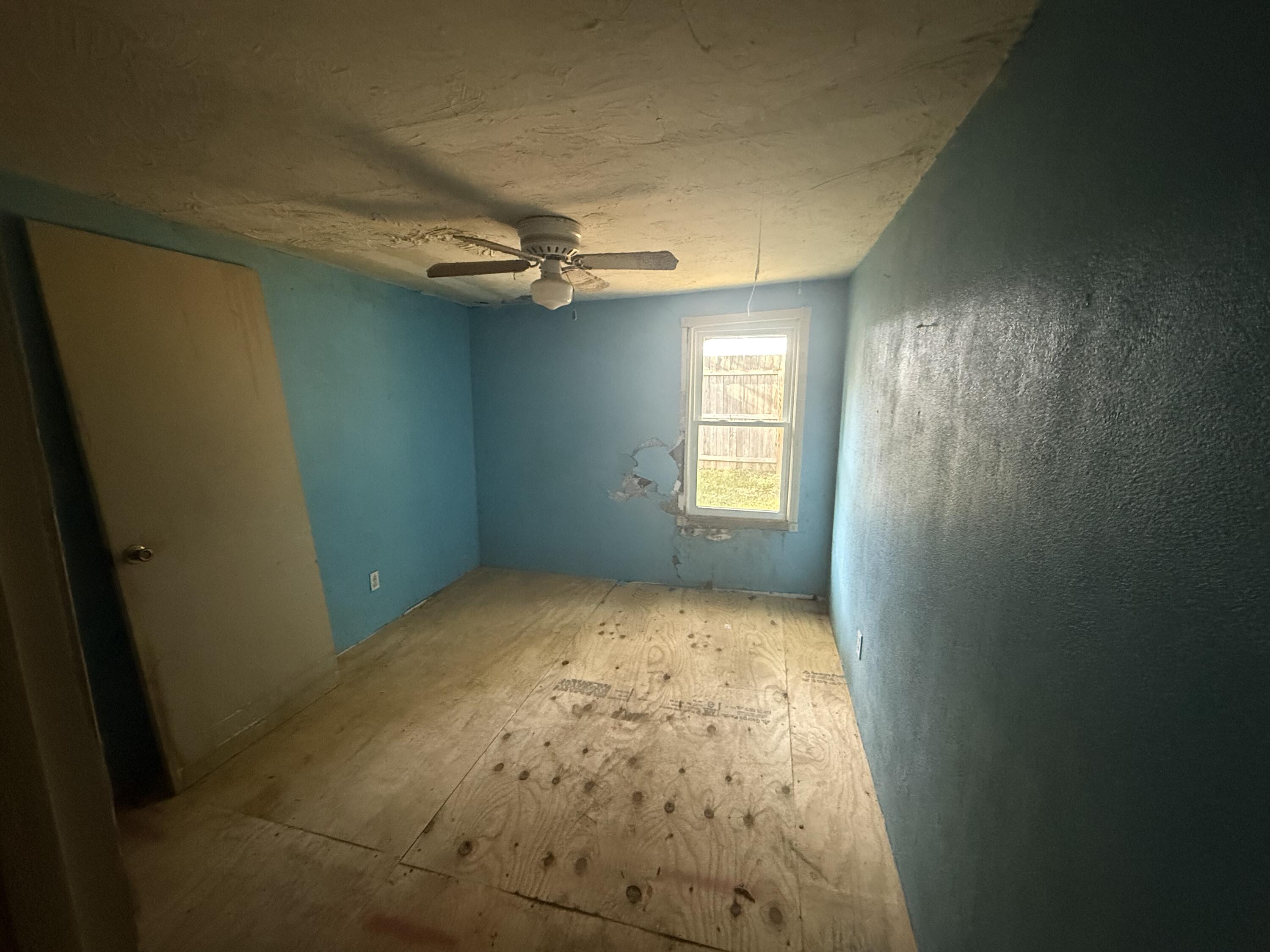 2050 North Nettleton Avenue Property Photo 12