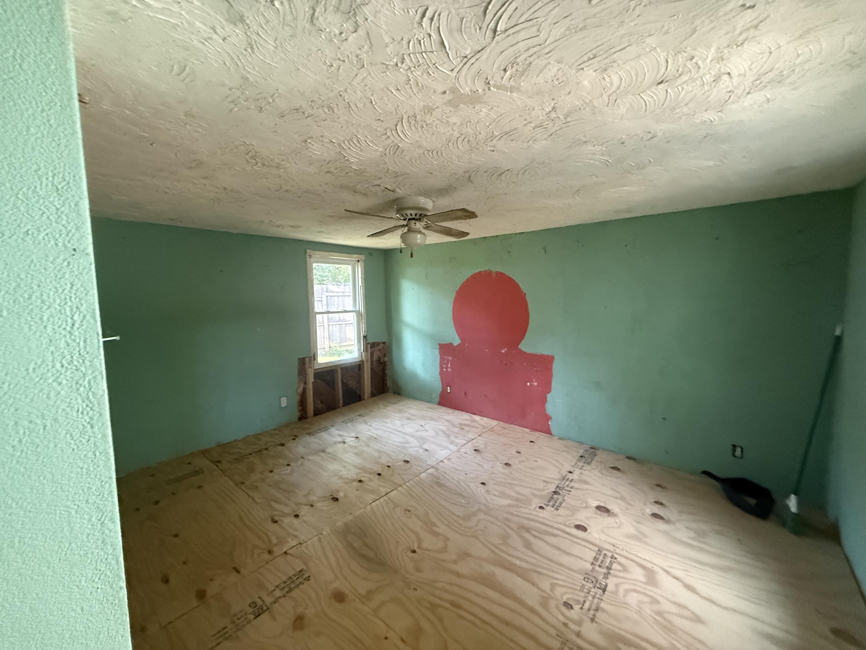 2050 North Nettleton Avenue Property Photo 13