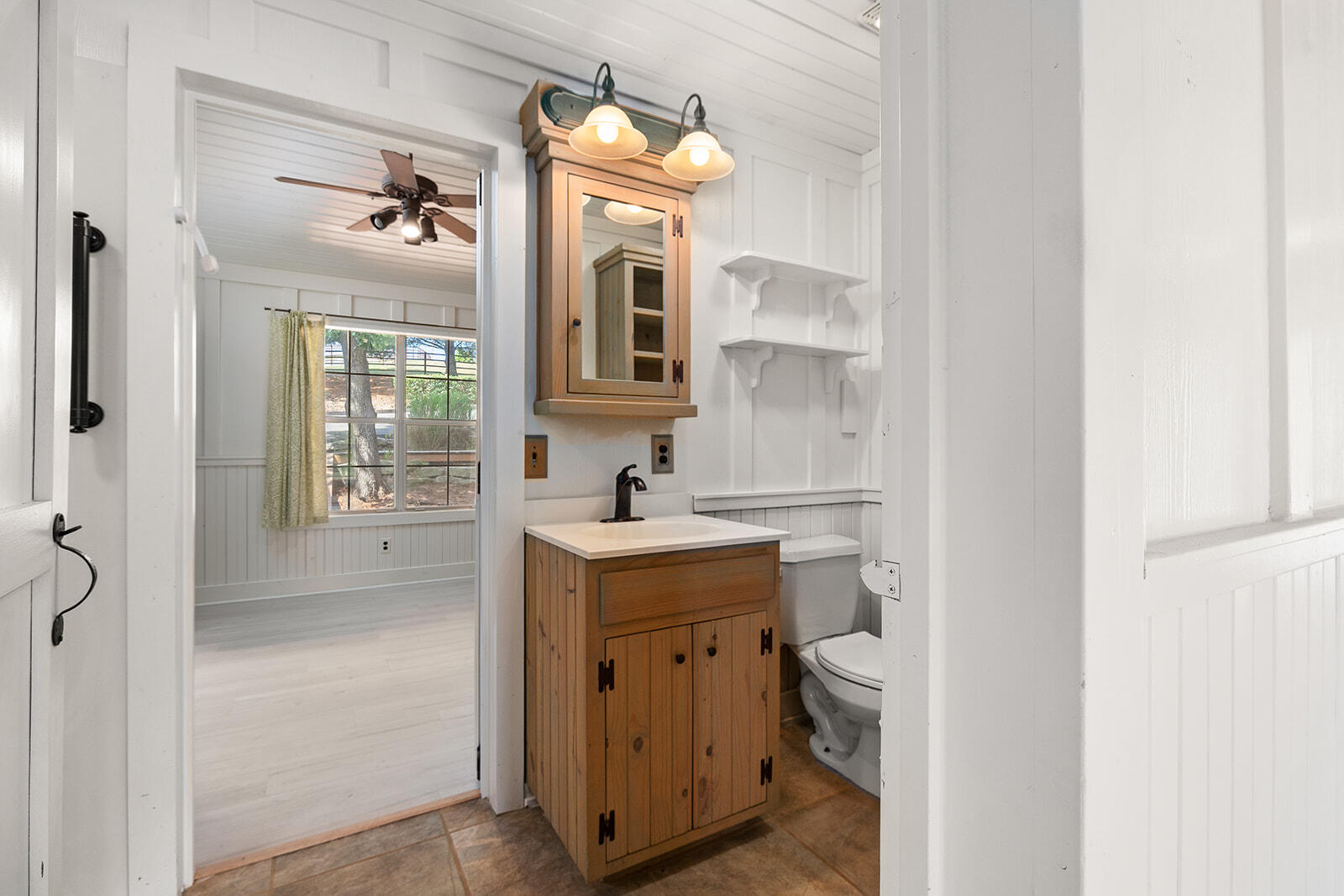 76 Hunters Drive Property Photo 18