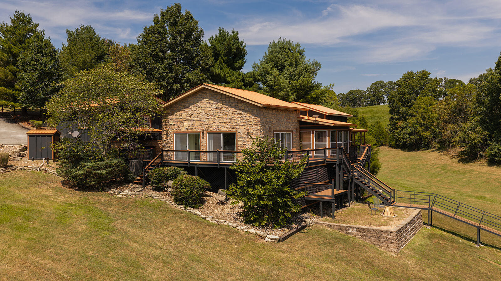 76 Hunters Drive Property Photo 25