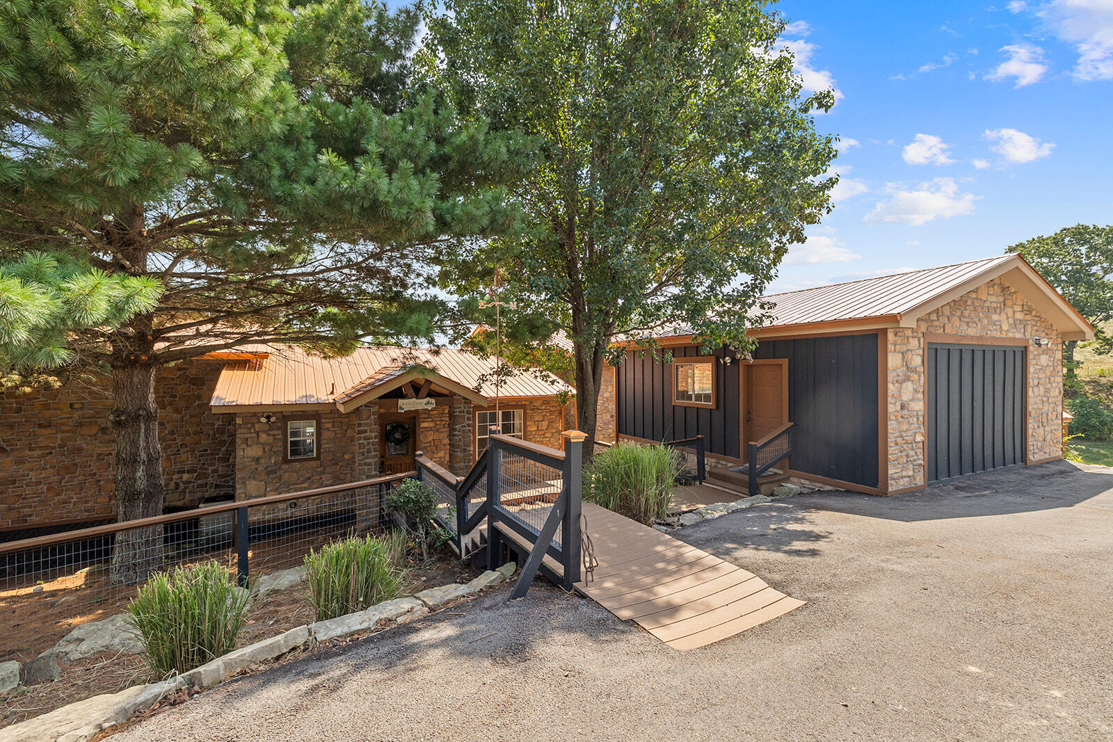 76 Hunters Drive Property Photo 43