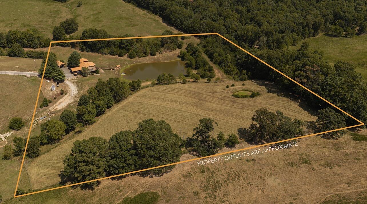 76 Hunters Drive Property Photo 58