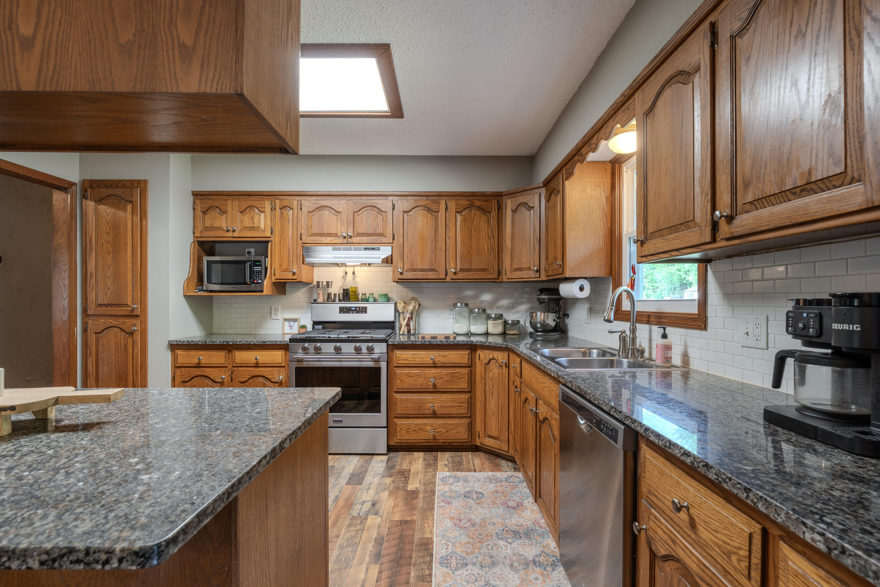 1804 South 14th Avenue Property Photo 8