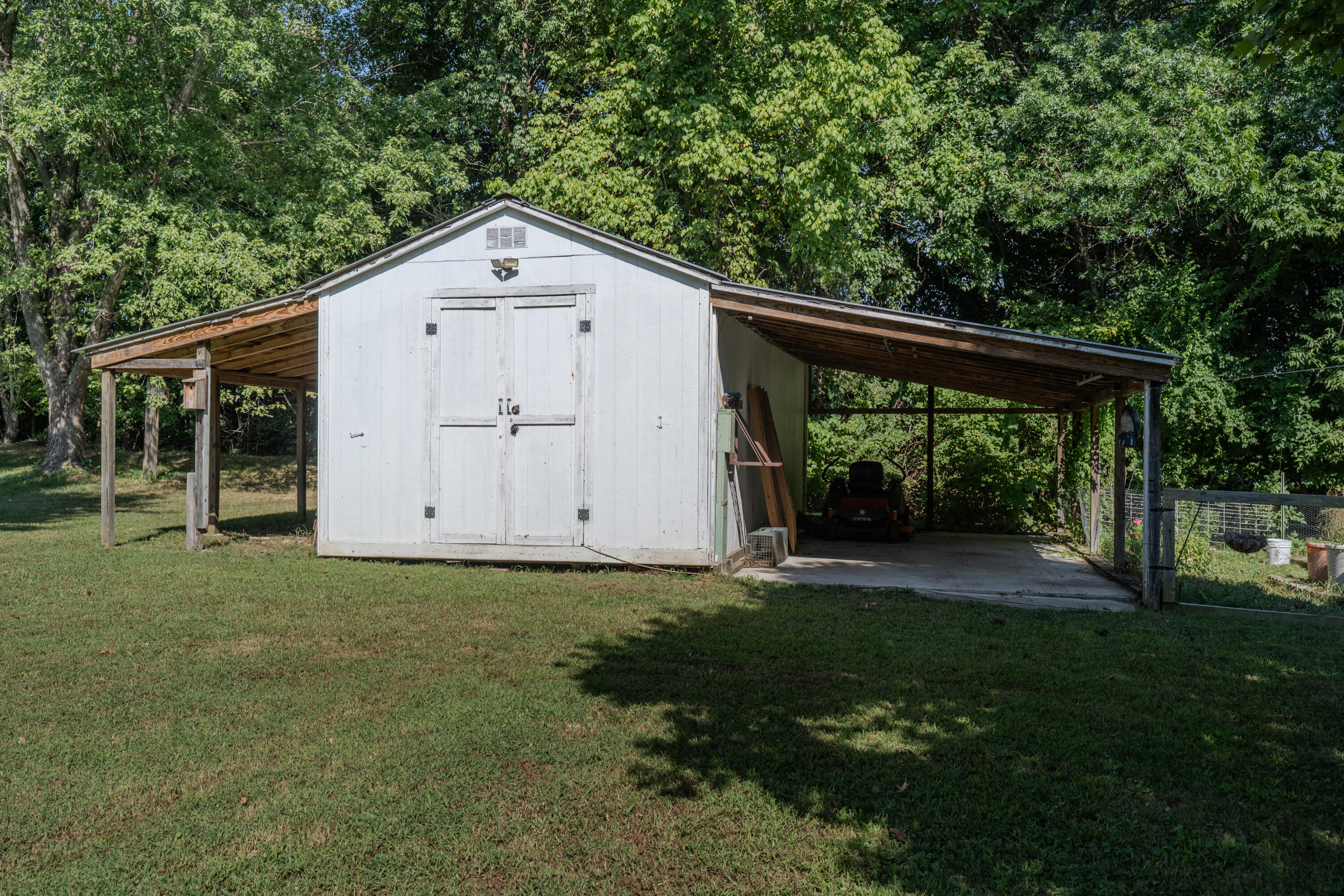 1804 South 14th Avenue Property Photo 18